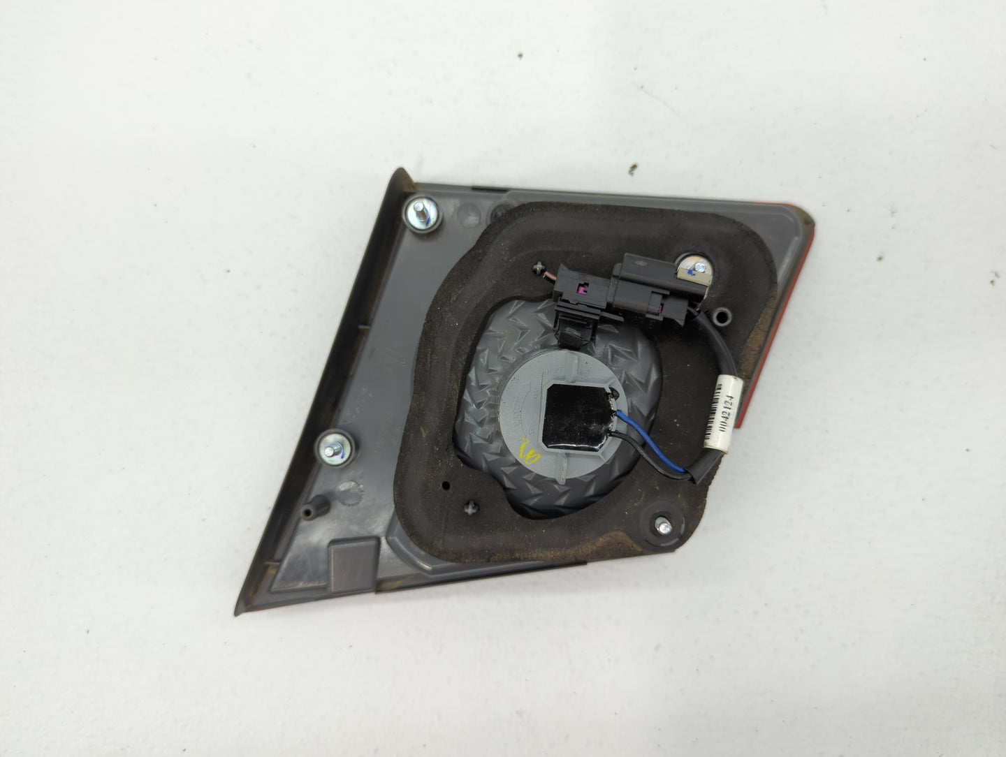 2011-2016 Chevrolet Cruze Tail Light Assembly Driver Left OEM P/N:30221864 00042155 Fits Fits 2011 2012 2013 2014 2015 2016 