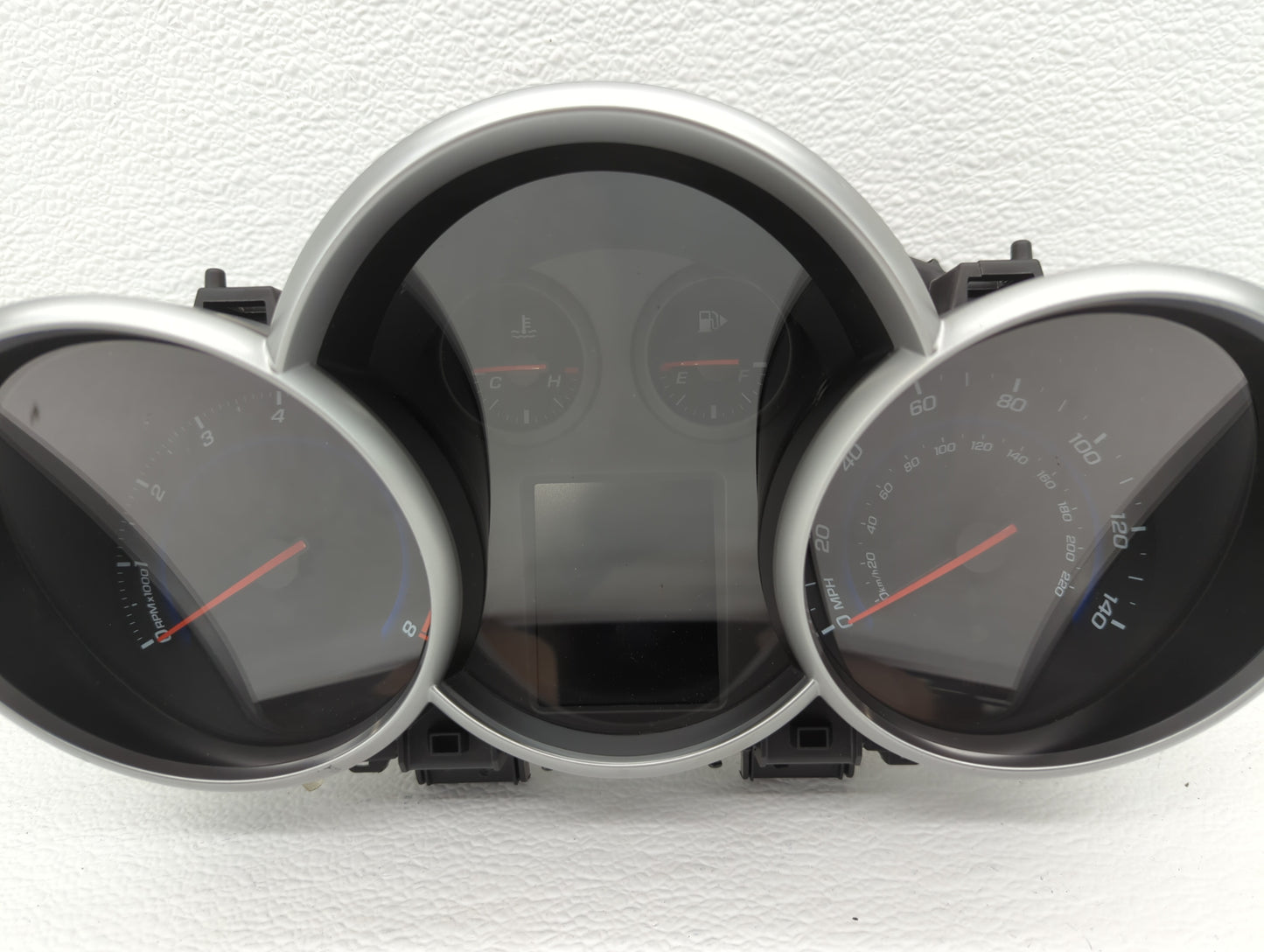 2013-2014 Chevrolet Cruze Instrument Cluster Speedometer Gauges P/N:94560794 95216802, 95129378 Fits Fits 2013 2014 OEM Used