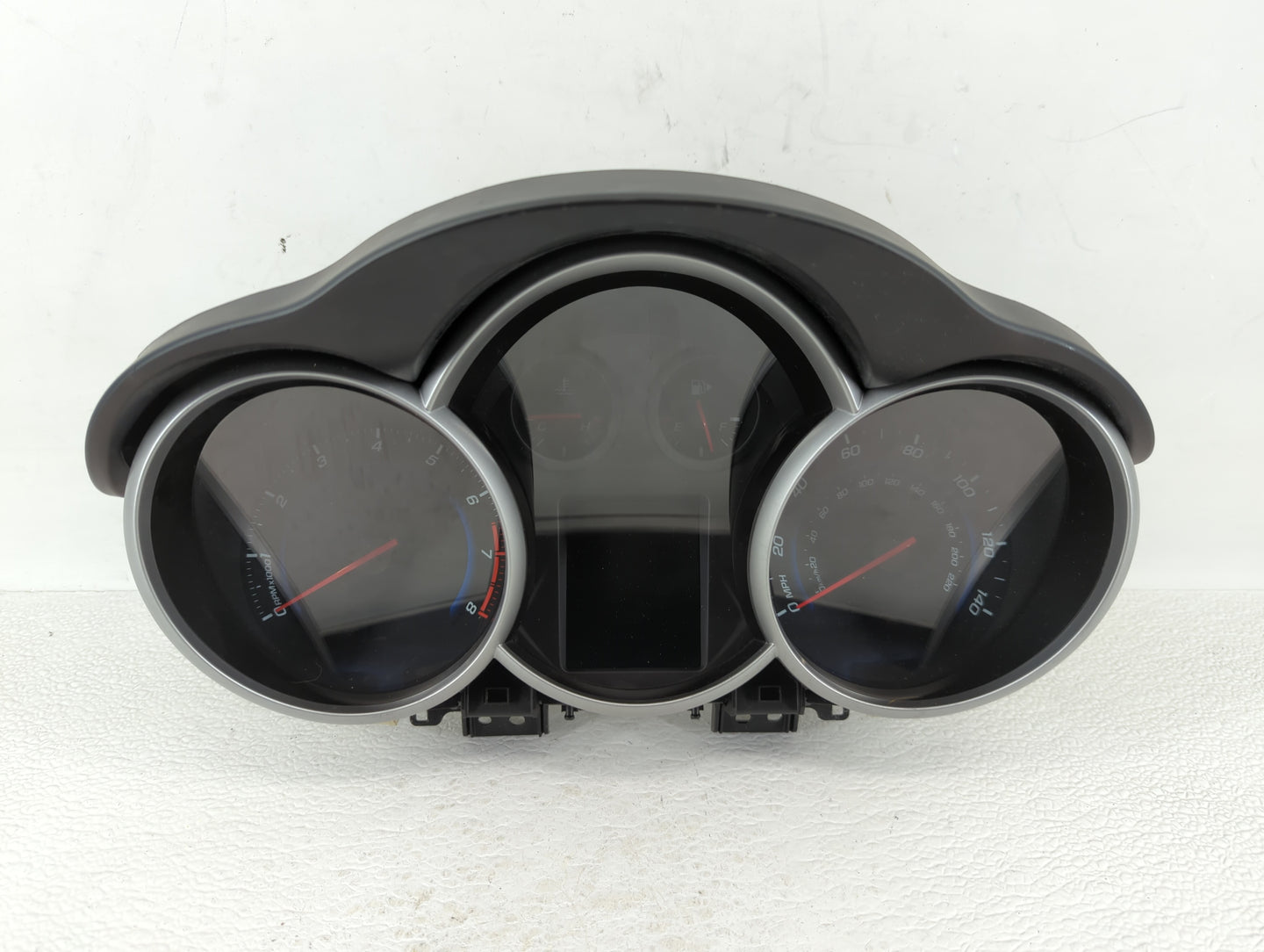 2013-2014 Chevrolet Cruze Instrument Cluster Speedometer Gauges P/N:95216802 95129378 Fits Fits 2013 2014 OEM Used Auto Part