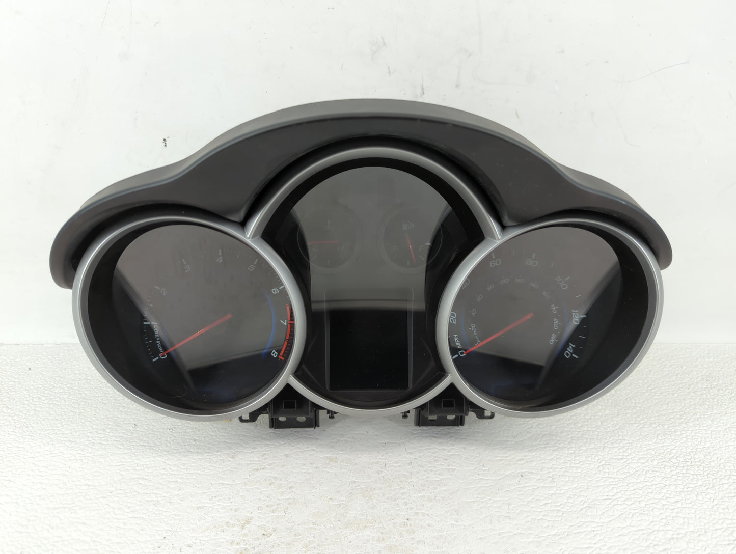 2013-2014 Chevrolet Cruze Instrument Cluster Speedometer Gauges P/N:95216802 95129378 Fits Fits 2013 2014 OEM Used Auto Part