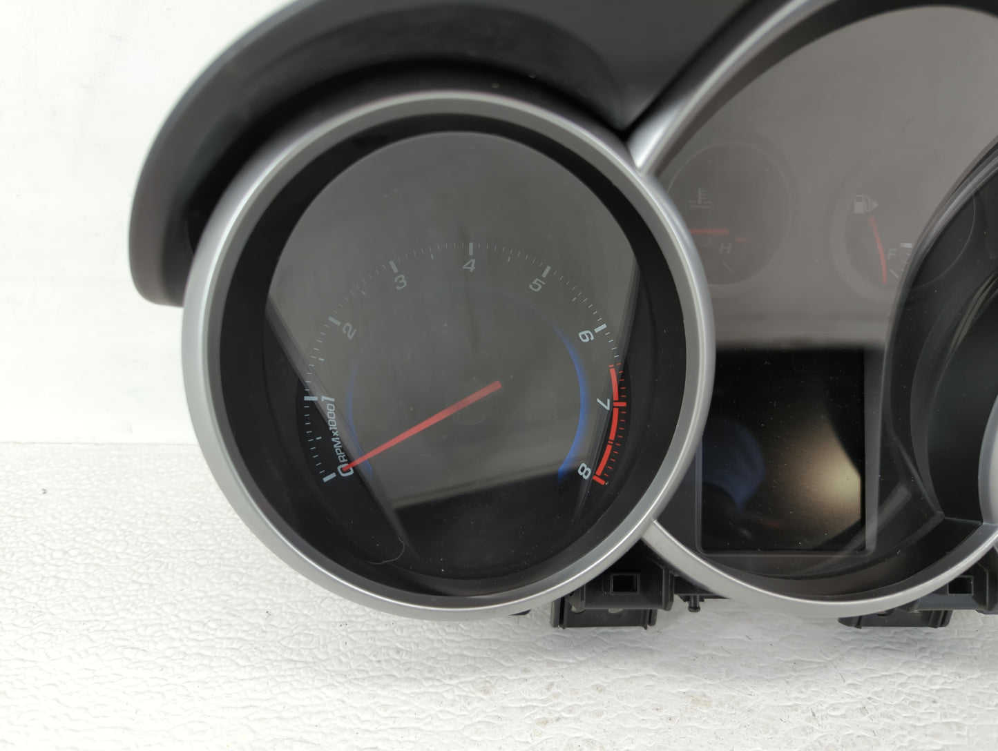 2013-2014 Chevrolet Cruze Instrument Cluster Speedometer Gauges P/N:95216802 95129378 Fits Fits 2013 2014 OEM Used Auto Part