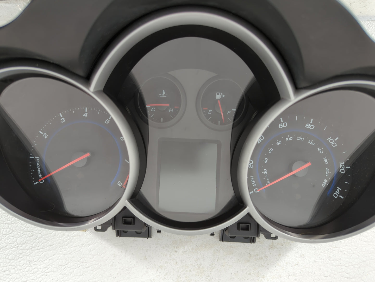 2013-2014 Chevrolet Cruze Instrument Cluster Speedometer Gauges P/N:95216802 95129378 Fits Fits 2013 2014 OEM Used Auto Part