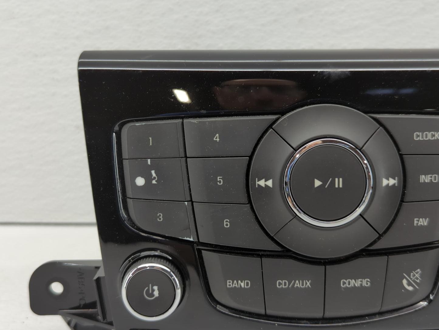 2011-2016 Chevrolet Cruze Radio Control Panel - Oemusedautoparts1.com