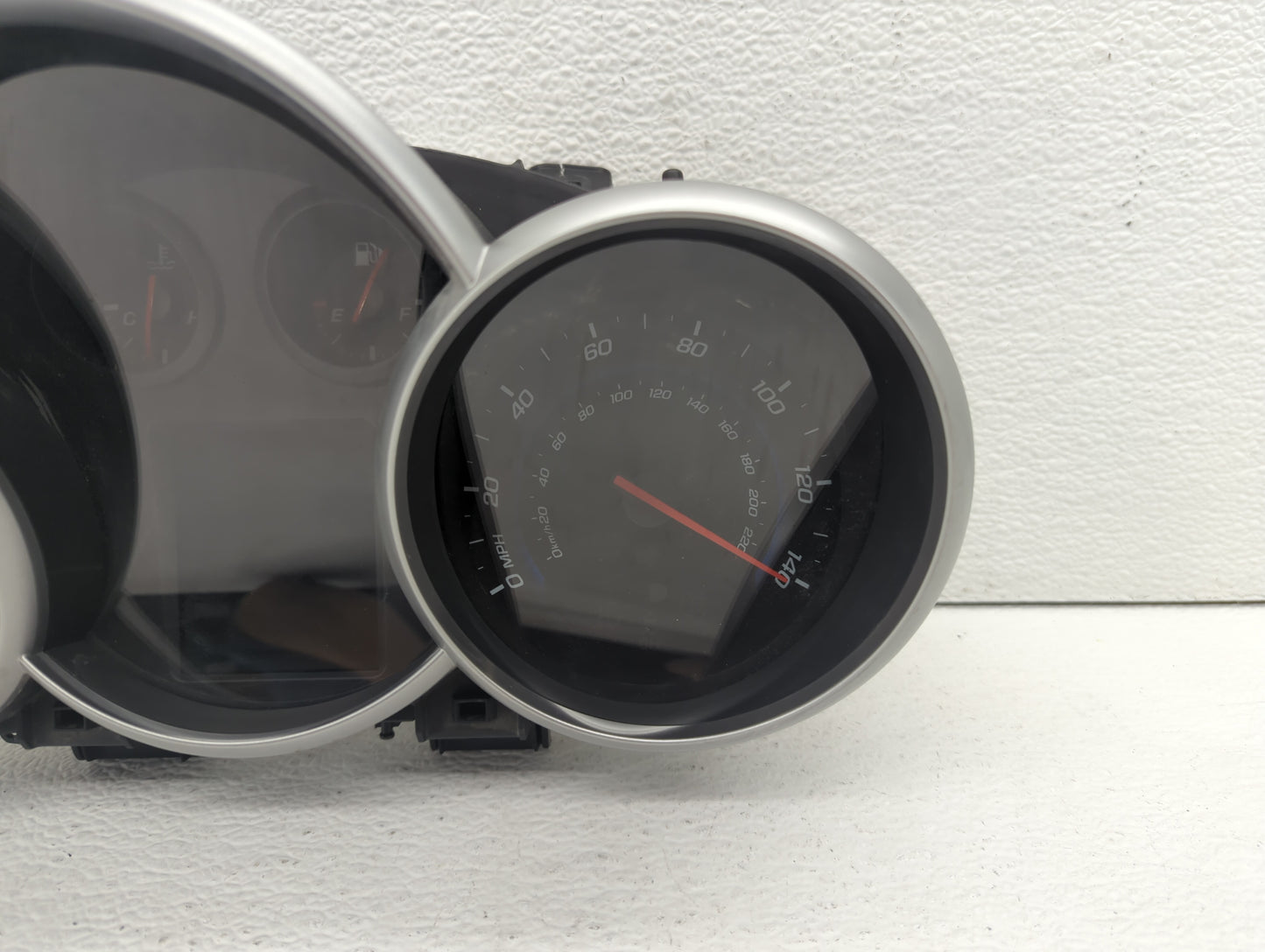 2013-2014 Chevrolet Cruze Instrument Cluster Speedometer Gauges P/N:95216802 95129378 Fits Fits 2013 2014 OEM Used Auto Part
