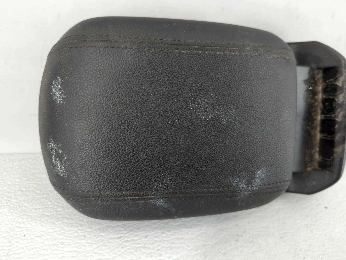 2013-2016 Chevrolet Cruze Center Console Armrest Cover Lid Black - Oemusedautoparts1.com