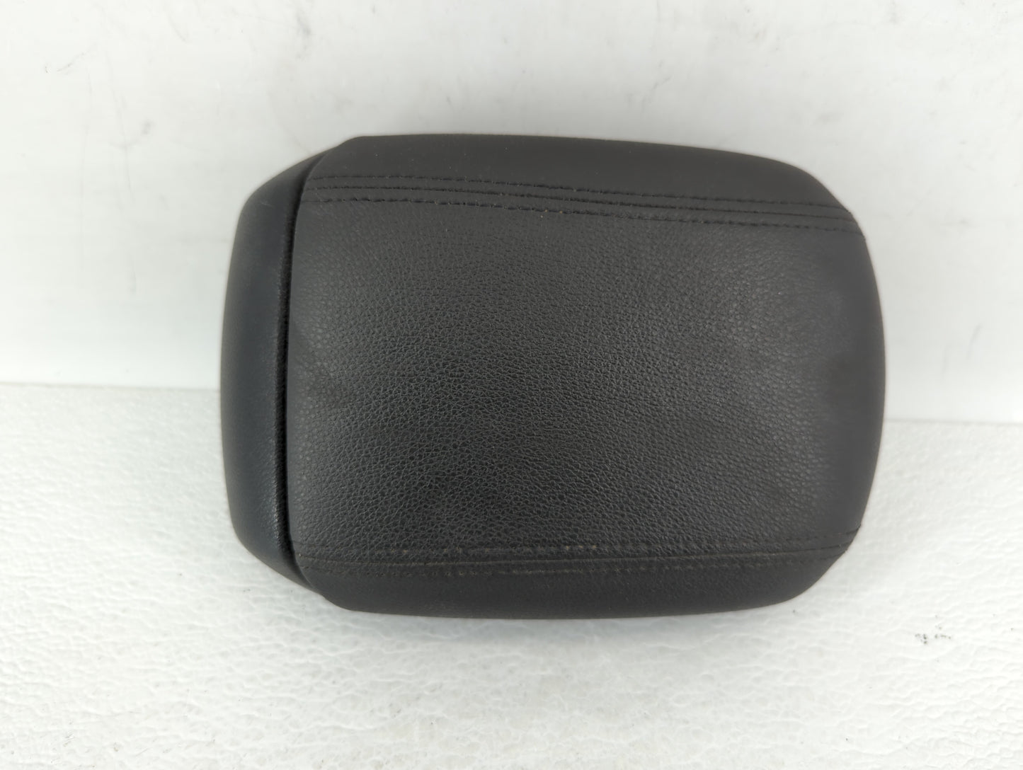2014 Chevrolet Cruze Center Console Armrest Cover Lid Black - Oemusedautoparts1.com
