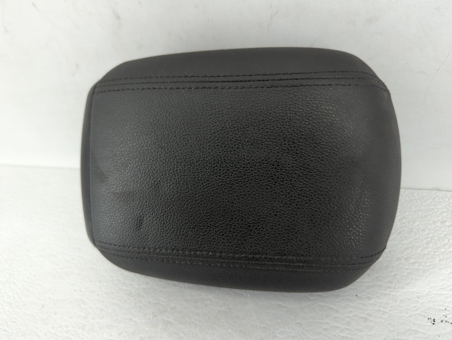 2014 Chevrolet Cruze Center Console Armrest Cover Lid Black - Oemusedautoparts1.com