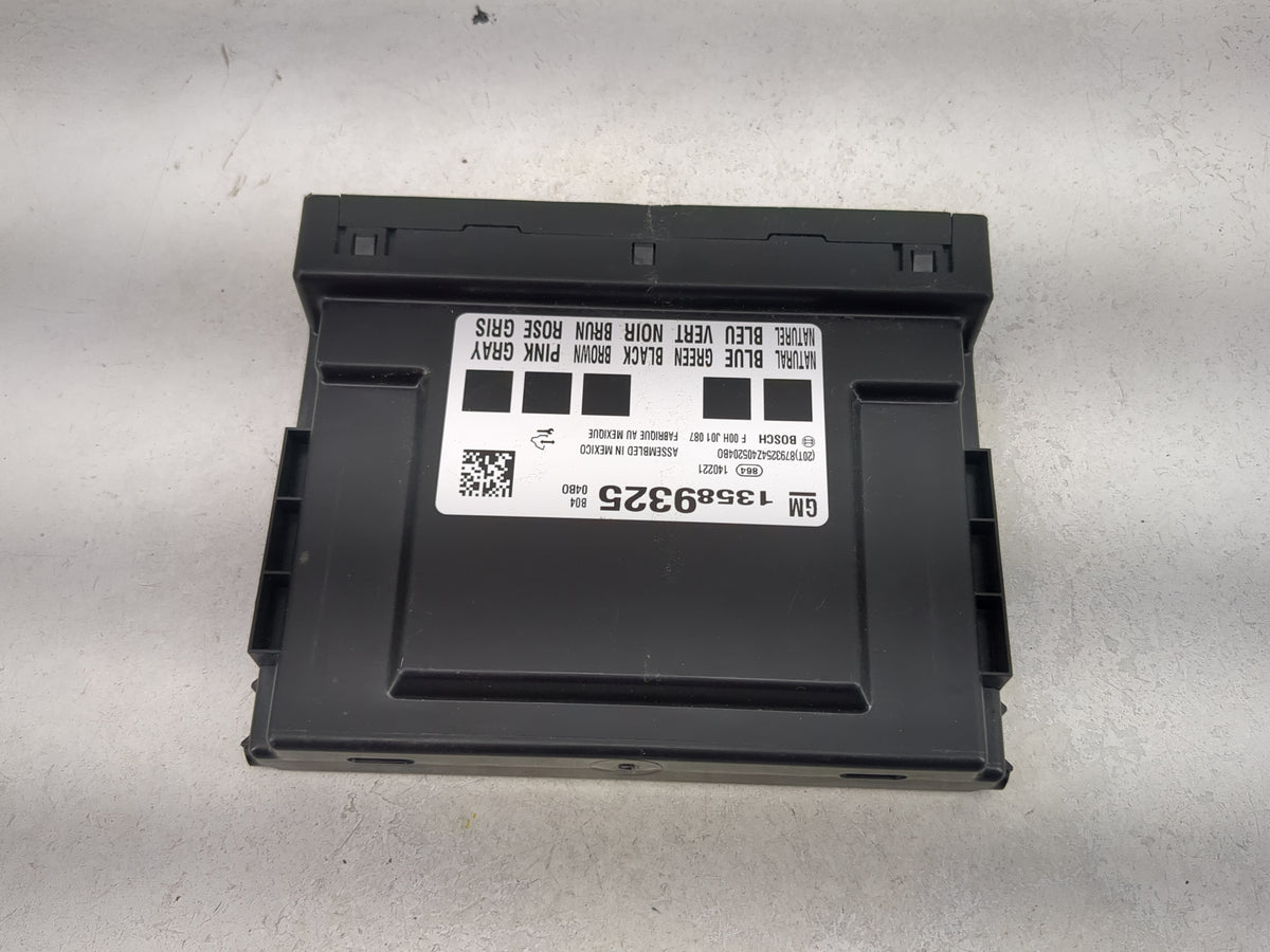 2013-2016 Chevrolet Cruze Body Control Module Bcm Inner Cabin Fuse Box 5030391 - Oemusedautoparts1.com