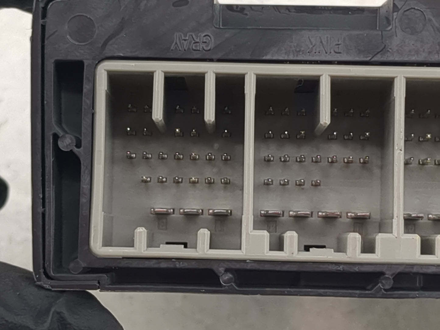 2013-2016 Chevrolet Cruze Body Control Module Bcm Inner Cabin Fuse Box 5030391 - Oemusedautoparts1.com