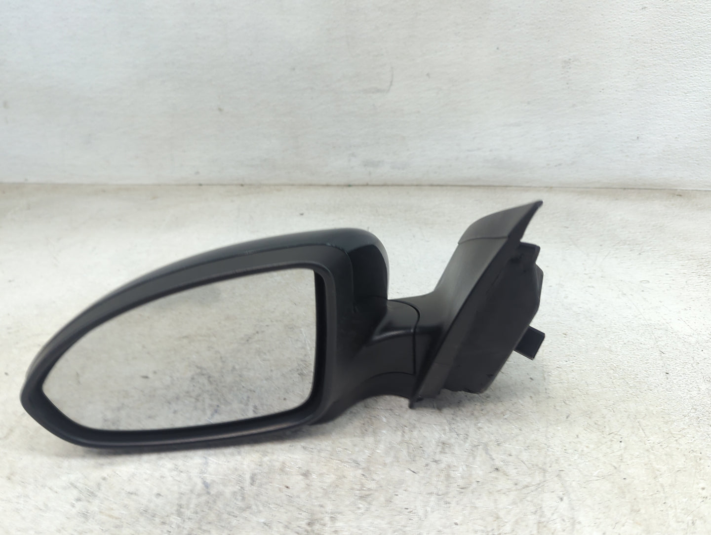 2011-2016 Chevrolet Cruze Driver Side View Mirror - Left Door Mirror OEM Used - Oemusedautoparts1.com