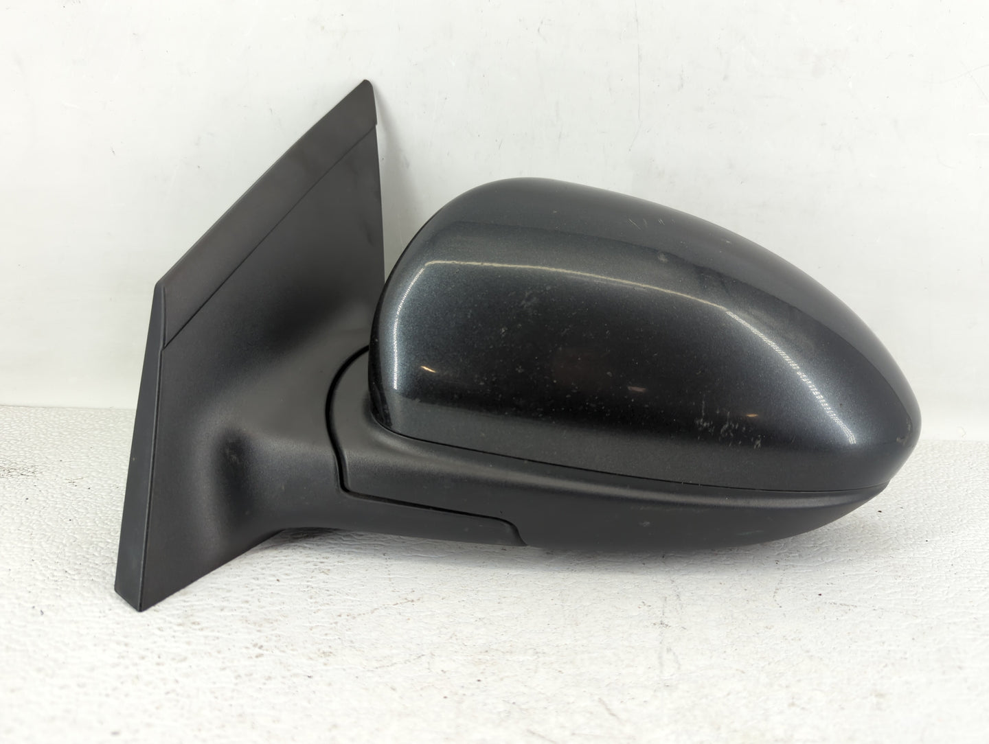 2011-2016 Chevrolet Cruze Driver Side View Mirror - Left Door Mirror OEM Used - Oemusedautoparts1.com