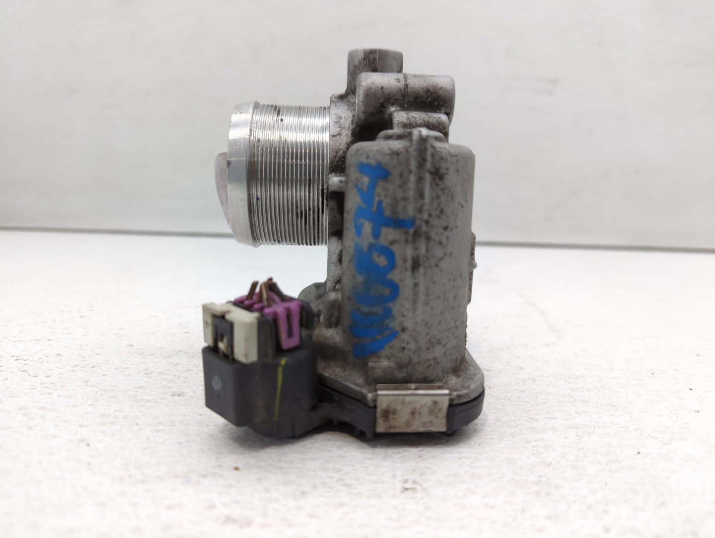 2011-2016 Chevrolet Cruze Throttle Body P/N:55565489 Fits Fits 2011 2012 2013 2014 2015 2016 2017 2018 2019 2020 2021 OEM Us
