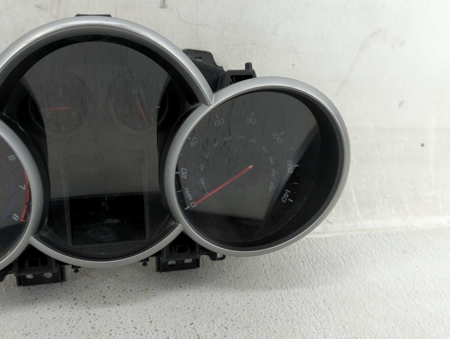 2013-2014 Chevrolet Cruze Instrument Cluster Speedometer Gauges P/N:95129378 Fits Fits 2013 2014 OEM Used Auto Parts - Oemus