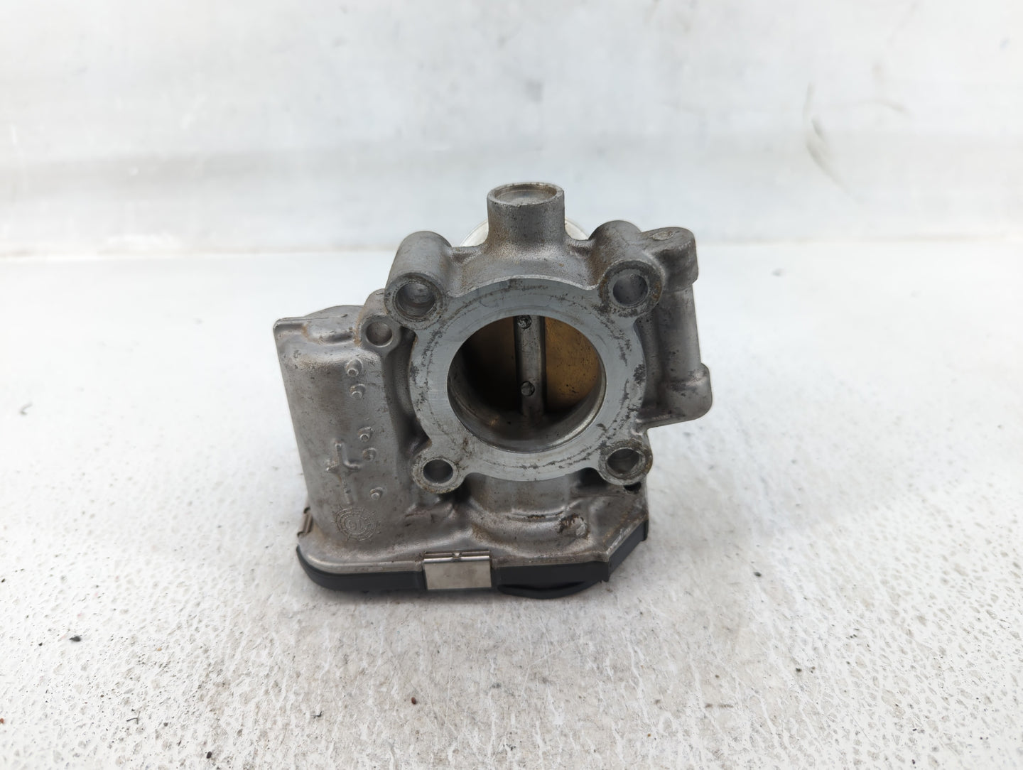 2011-2016 Chevrolet Cruze Throttle Body P/N:55565489 Fits Fits 2011 2012 2013 2014 2015 2016 2017 2018 2019 2020 2021 OEM Us