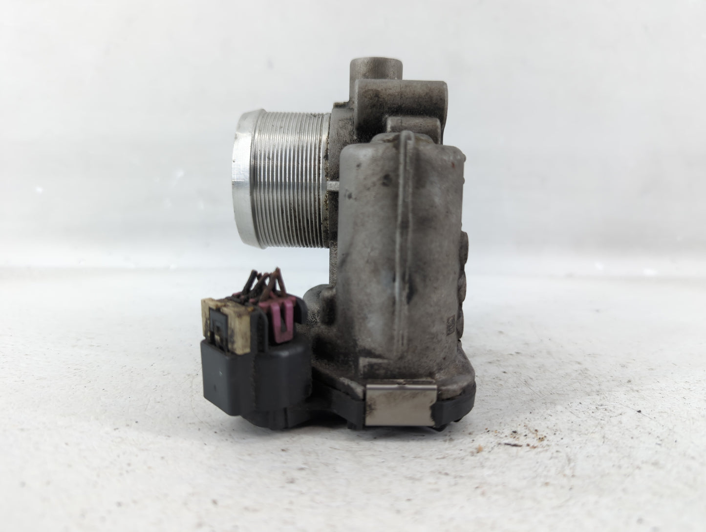 2011-2016 Chevrolet Cruze Throttle Body P/N:55581662 Fits Fits 2011 2012 2013 2014 2015 2016 2017 2018 2019 2020 2021 OEM Us