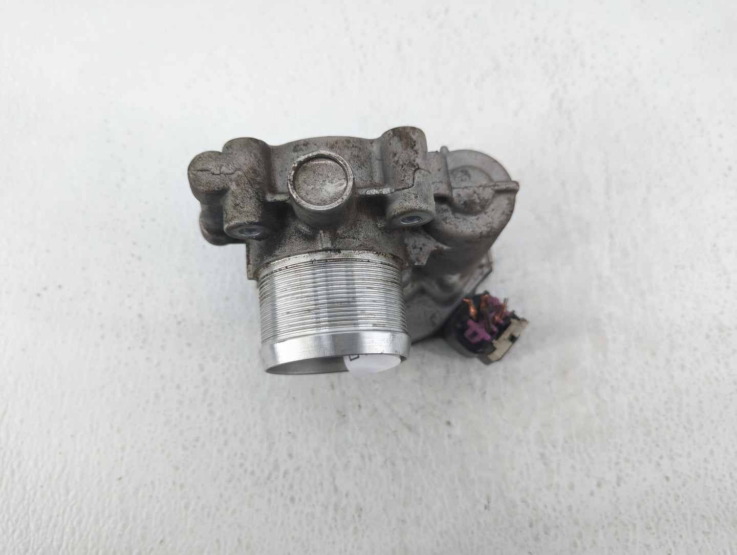 2011-2016 Chevrolet Cruze Throttle Body P/N:55581662 Fits Fits 2011 2012 2013 2014 2015 2016 2017 2018 2019 2020 2021 OEM Us