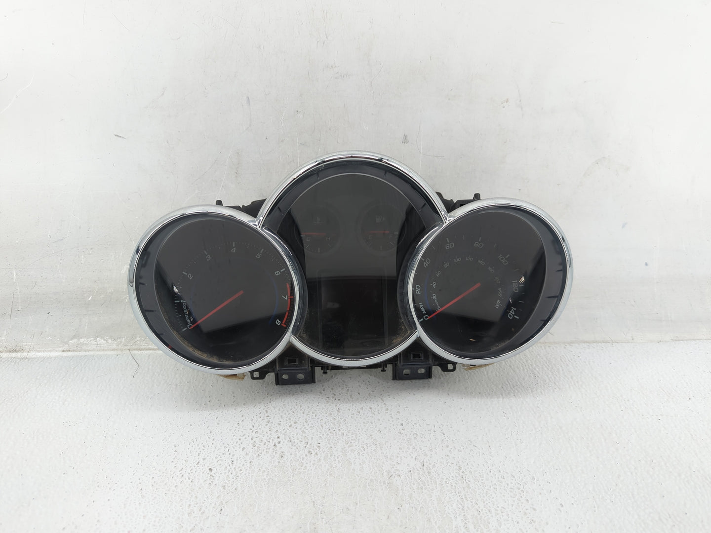 2013-2014 Chevrolet Cruze Instrument Cluster Speedometer Gauges P/N:95129376 Fits Fits 2013 2014 OEM Used Auto Parts - Oemus