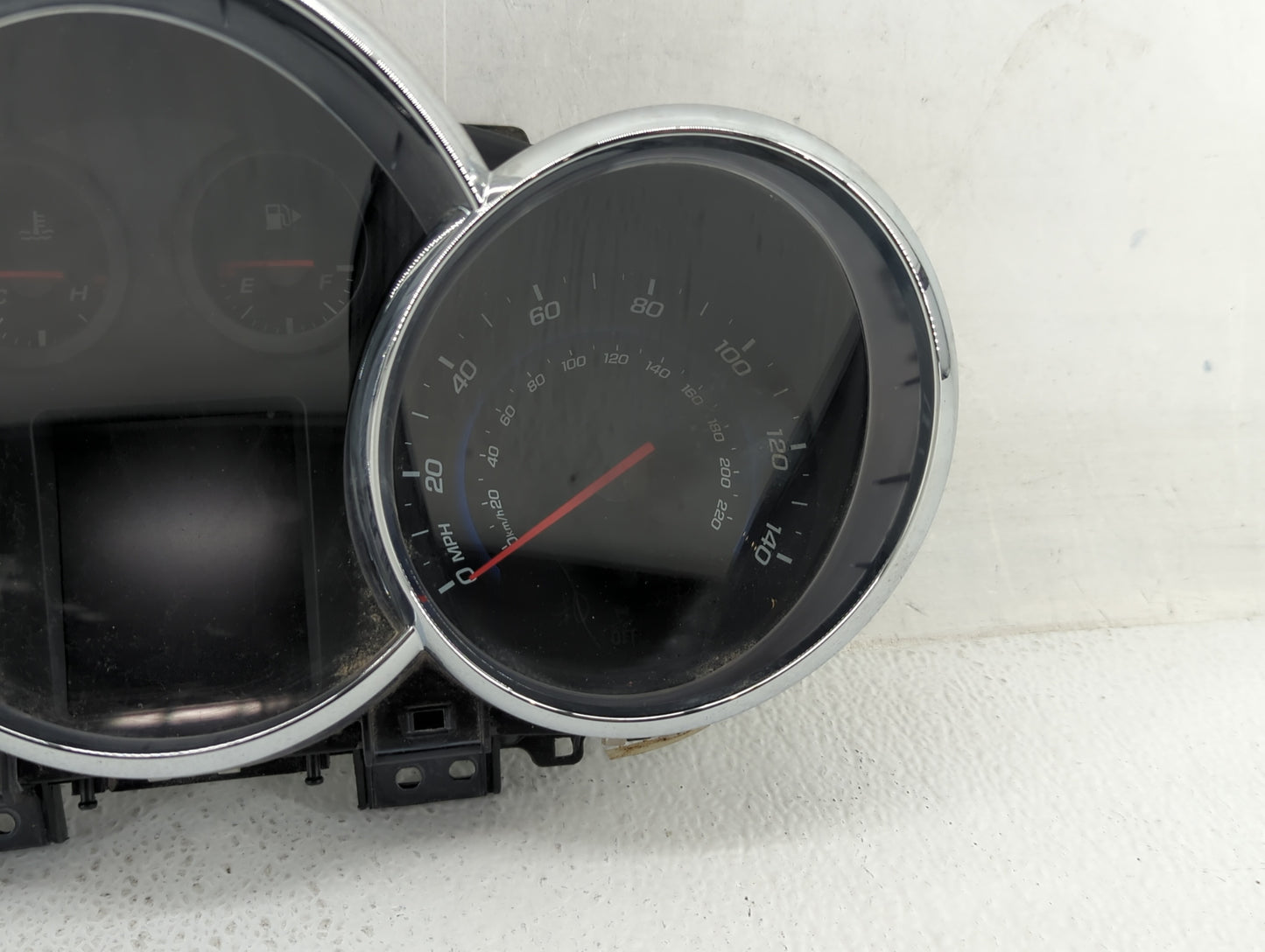 2013-2014 Chevrolet Cruze Instrument Cluster Speedometer Gauges P/N:95129376 Fits Fits 2013 2014 OEM Used Auto Parts - Oemus