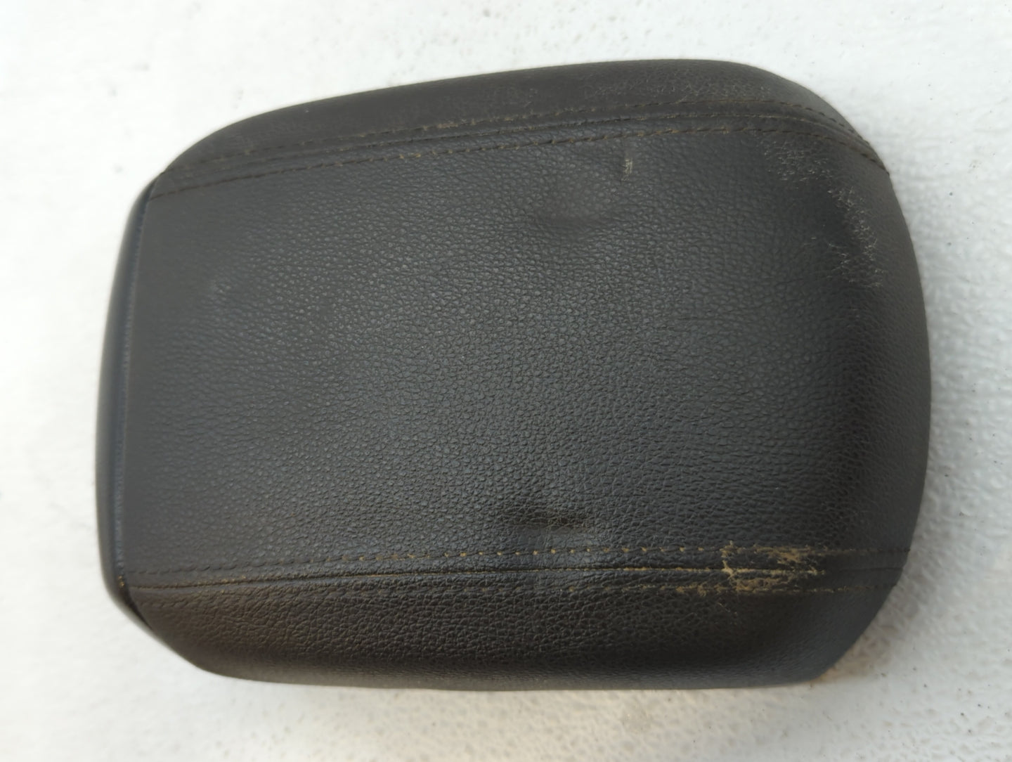 2014 Chevrolet Cruze Center Console Armrest Cover Lid Fits OEM Used Auto Parts - Oemusedautoparts1.com