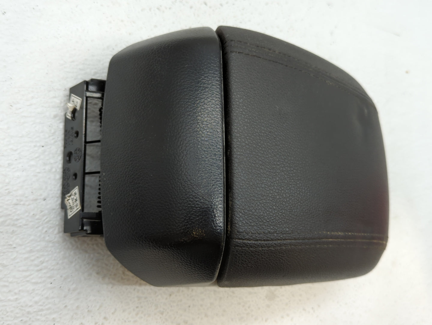 2014 Chevrolet Cruze Center Console Armrest Cover Lid Fits OEM Used Auto Parts - Oemusedautoparts1.com