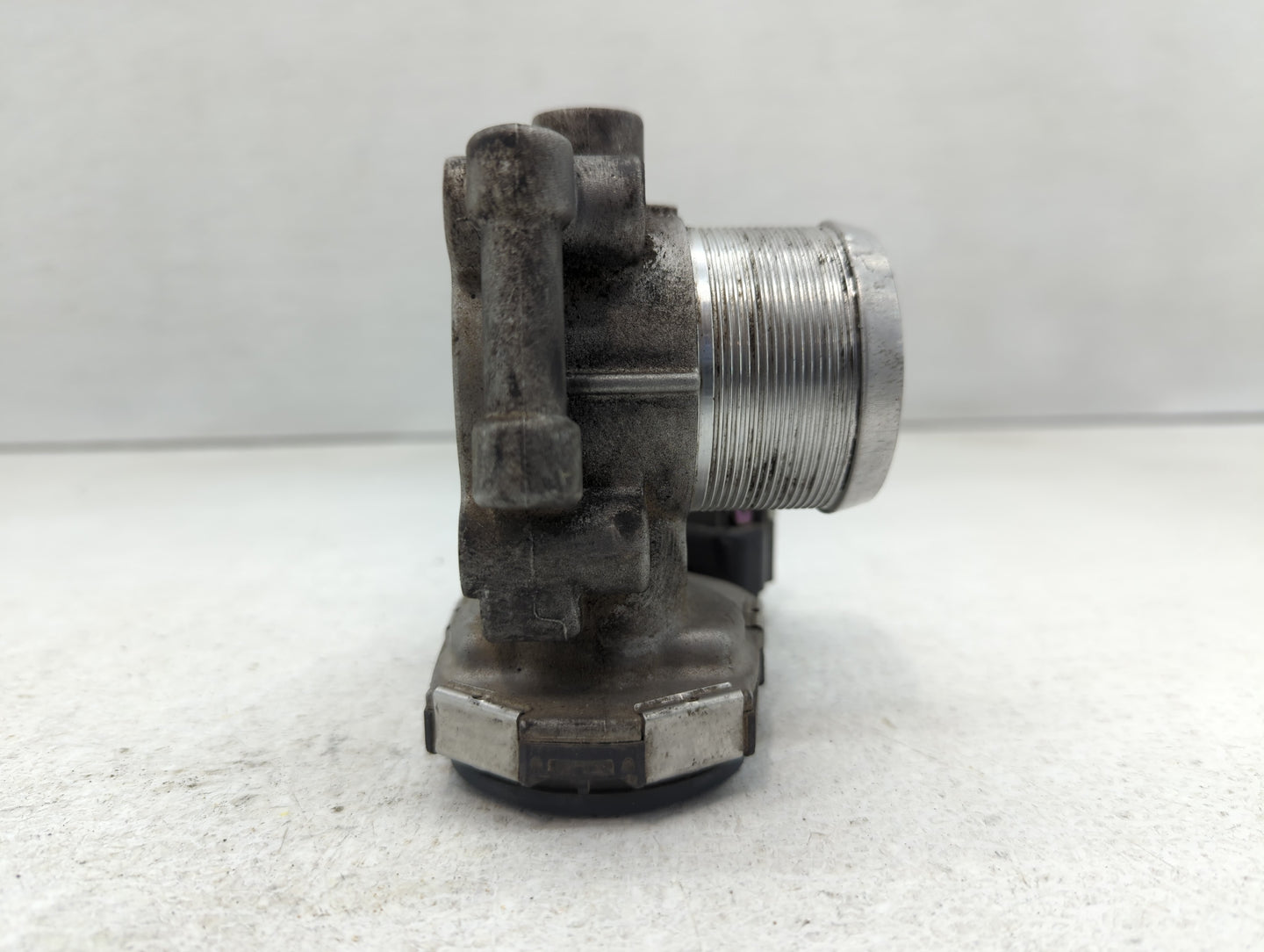 2011-2016 Chevrolet Cruze Throttle Body P/N:55581662 Fits Fits 2011 2012 2013 2014 2015 2016 2017 2018 2019 2020 2021 OEM Us
