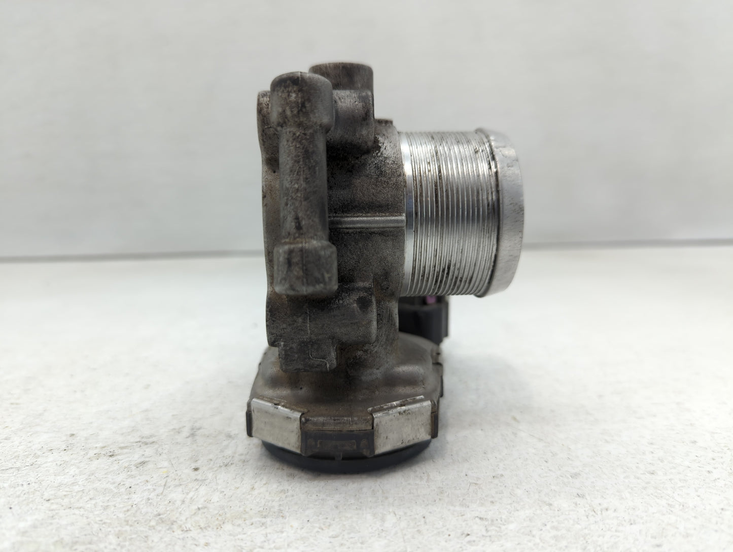 2011-2016 Chevrolet Cruze Throttle Body P/N:55581662 Fits Fits 2011 2012 2013 2014 2015 2016 2017 2018 2019 2020 2021 OEM Us