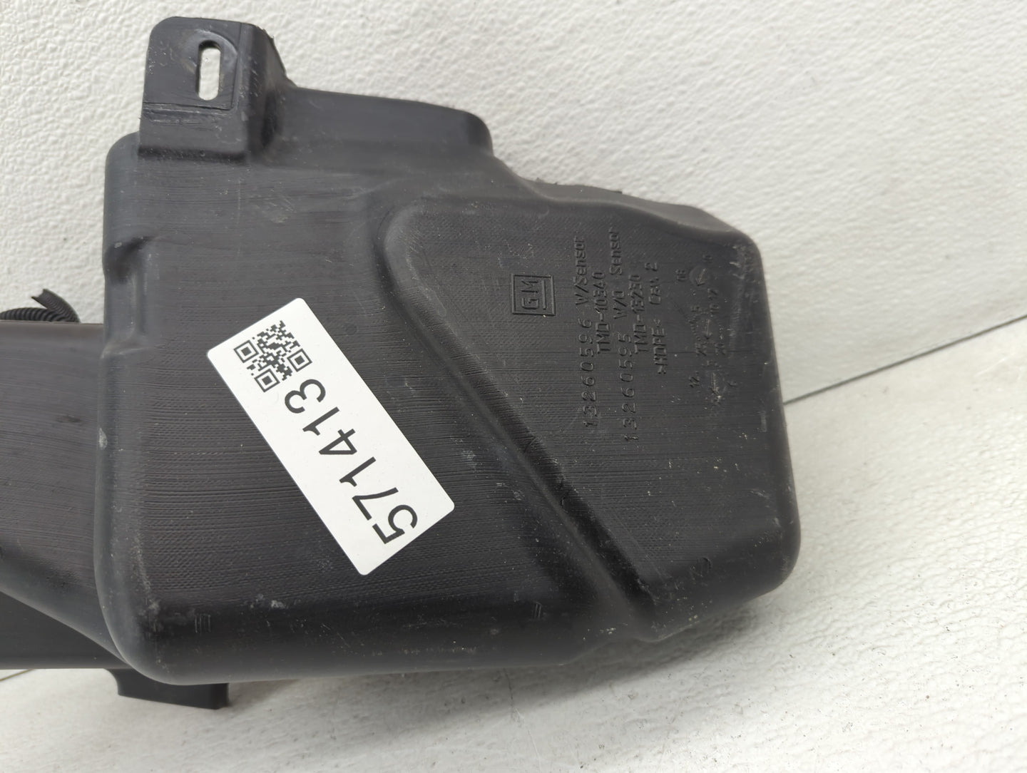 2011-2016 Chevrolet Cruze Windshield Washer Fluid Reservoir Bottle Oem - Oemusedautoparts1.com
