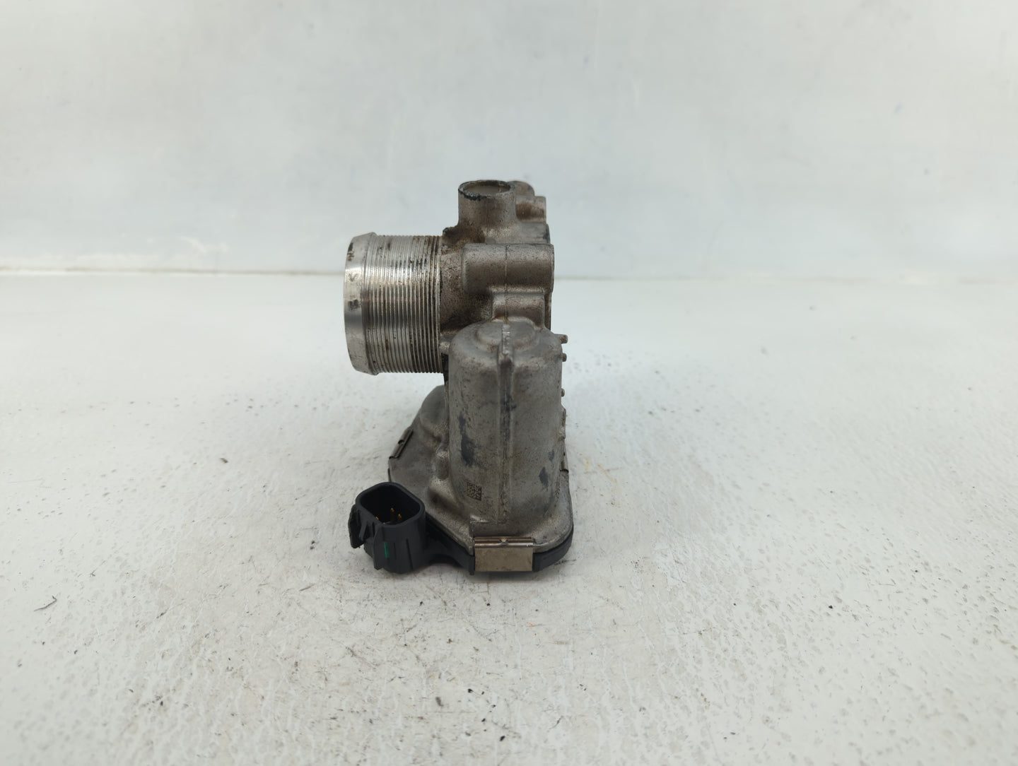 2011-2016 Chevrolet Cruze Throttle Body P/N:55565489 Fits Fits 2011 2012 2013 2014 2015 2016 2017 2018 2019 2020 2021 OEM Us