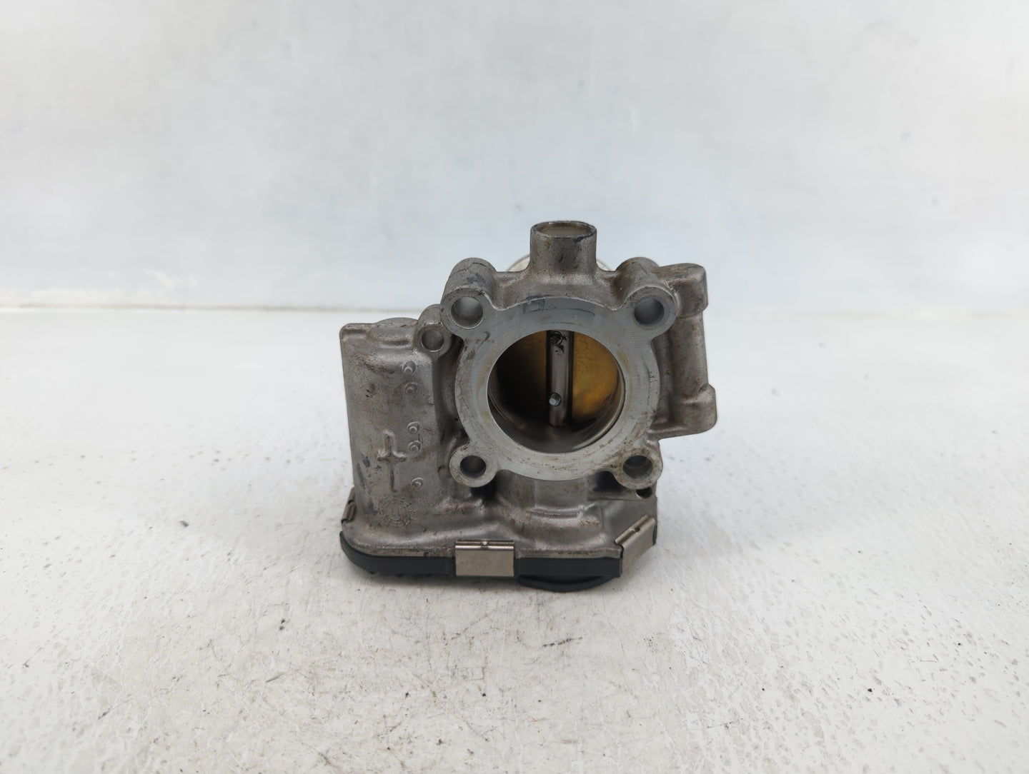 2011-2016 Chevrolet Cruze Throttle Body P/N:55565489 Fits Fits 2011 2012 2013 2014 2015 2016 2017 2018 2019 2020 2021 OEM Us