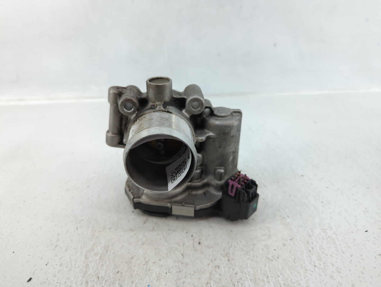 2011-2016 Chevrolet Cruze Throttle Body P/N:55565489 Fits Fits 2011 2012 2013 2014 2015 2016 2017 2018 2019 2020 2021 OEM Us