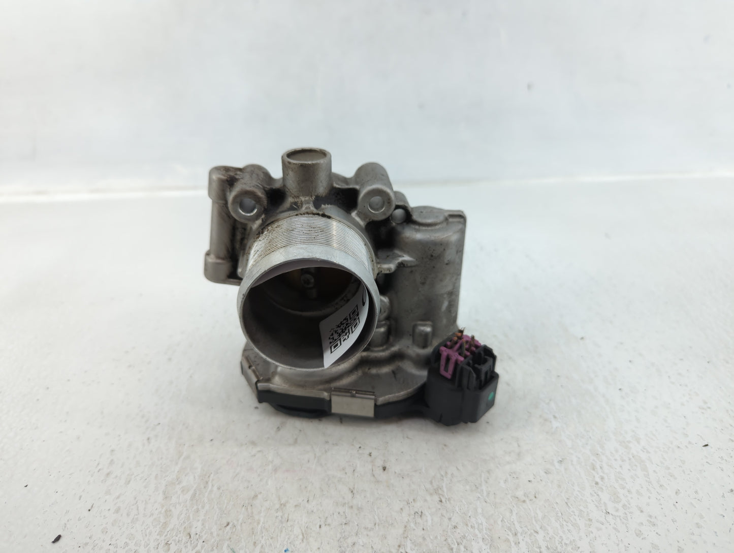 2011-2016 Chevrolet Cruze Throttle Body P/N:55565489 Fits Fits 2011 2012 2013 2014 2015 2016 2017 2018 2019 2020 2021 OEM Us
