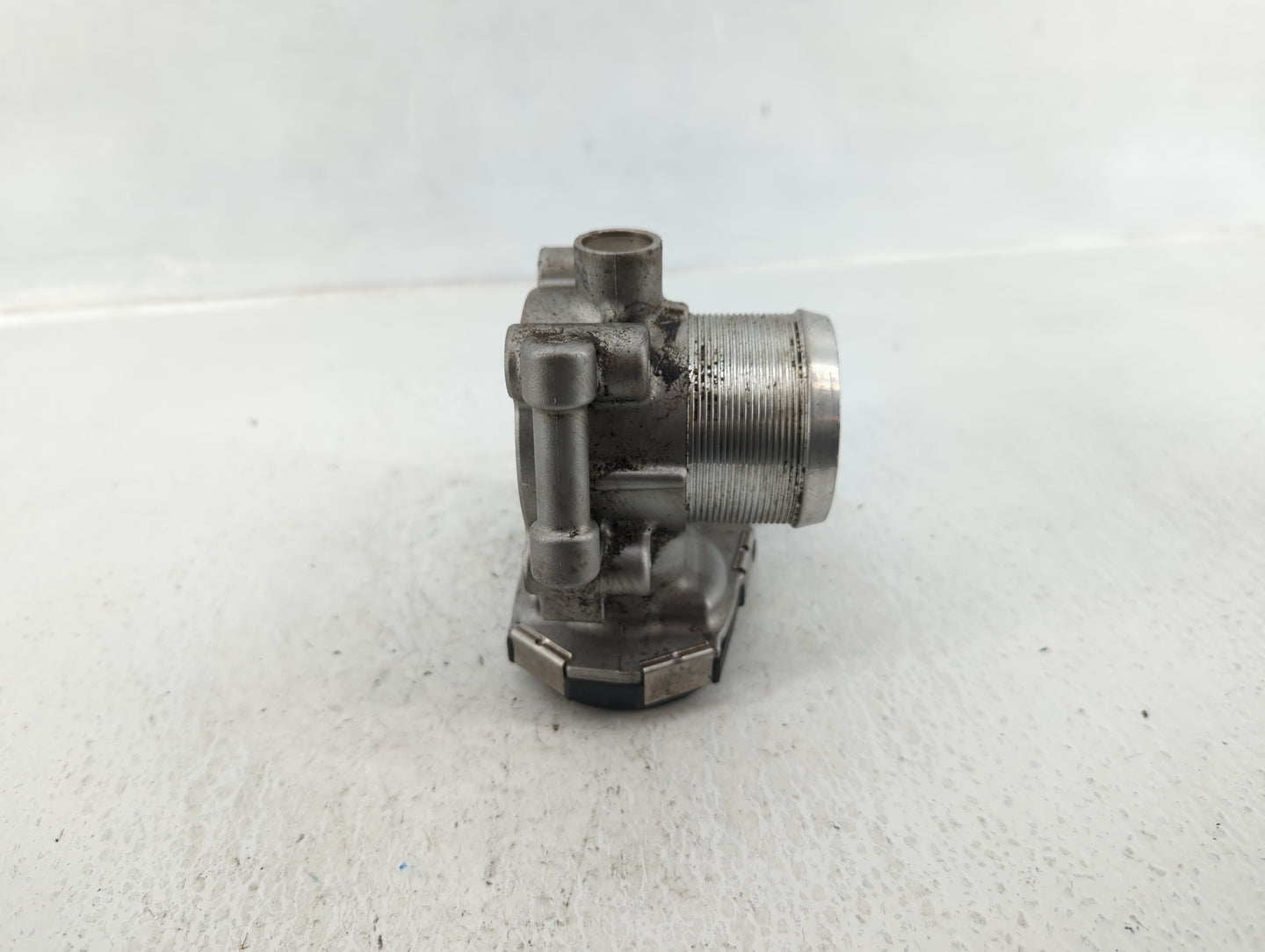 2011-2016 Chevrolet Cruze Throttle Body P/N:55565489 Fits Fits 2011 2012 2013 2014 2015 2016 2017 2018 2019 2020 2021 OEM Us