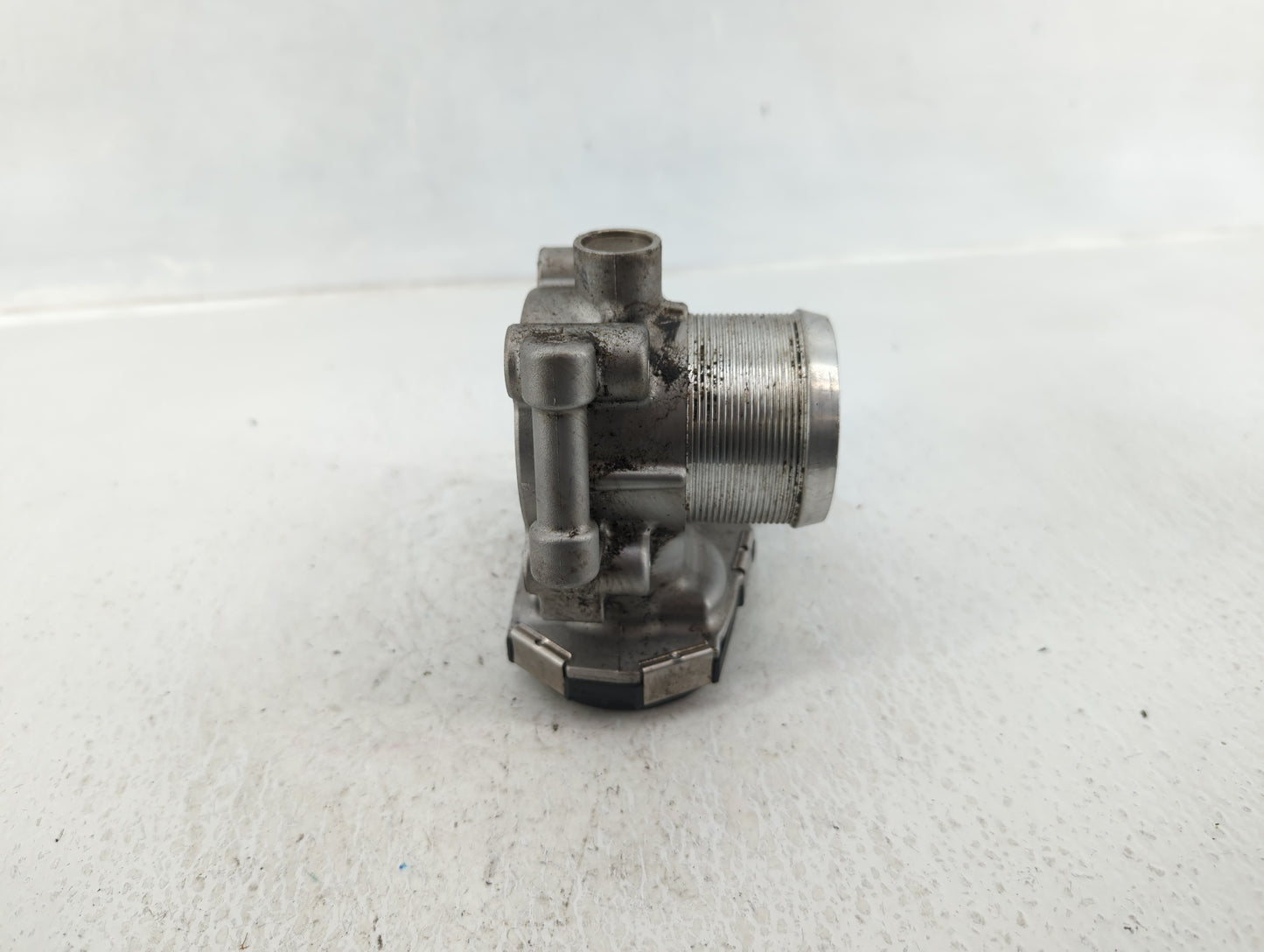 2011-2016 Chevrolet Cruze Throttle Body P/N:55565489 Fits Fits 2011 2012 2013 2014 2015 2016 2017 2018 2019 2020 2021 OEM Us