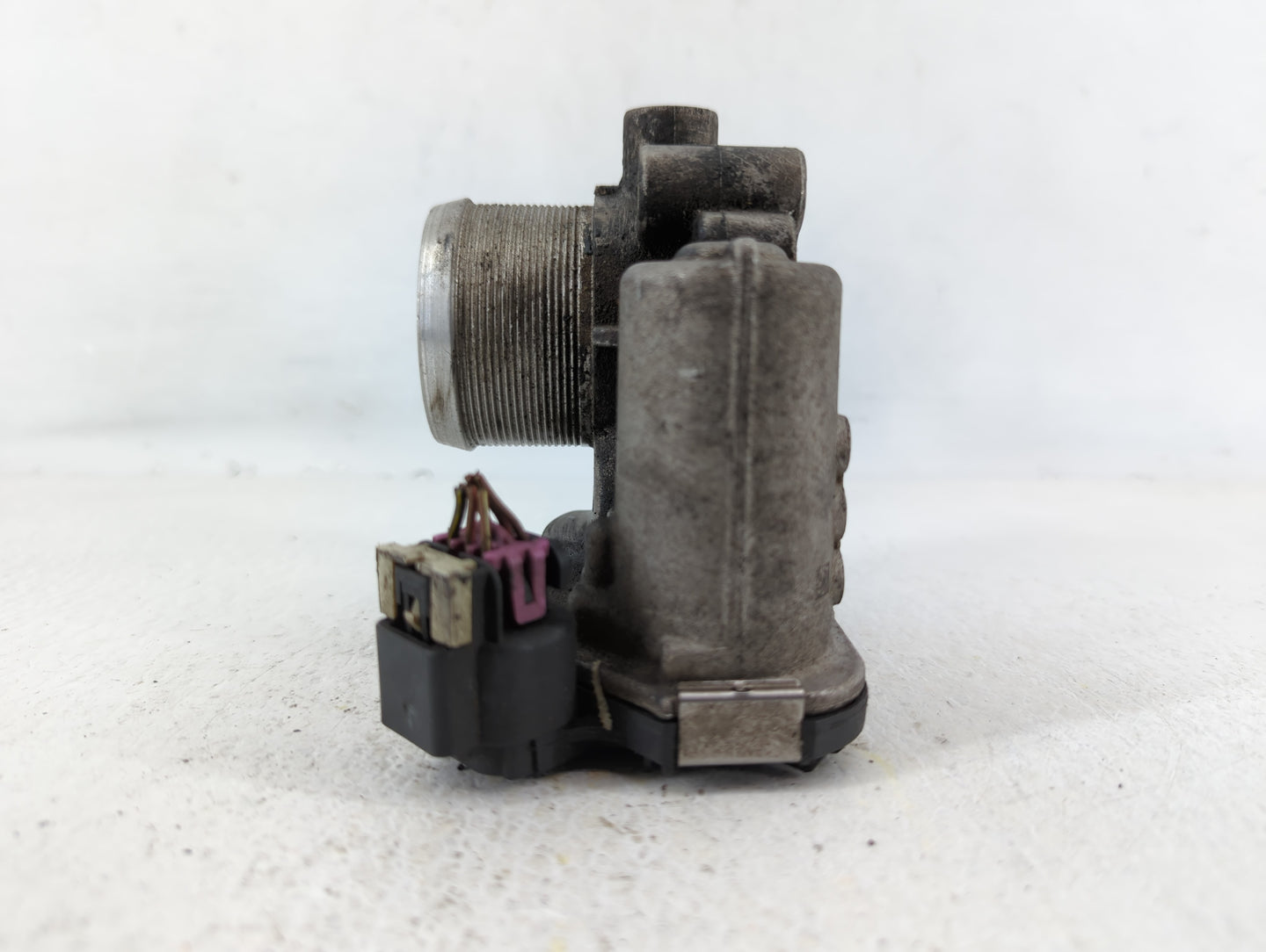 2011-2016 Chevrolet Cruze Throttle Body P/N:55565489 Fits Fits 2011 2012 2013 2014 2015 2016 2017 2018 2019 2020 2021 OEM Us