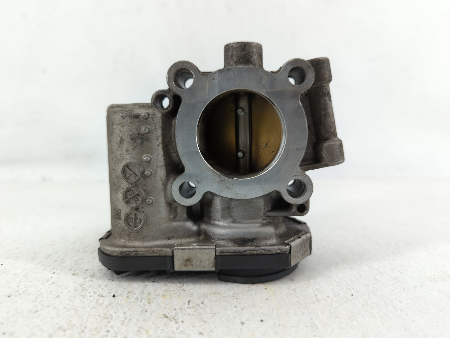 2011-2016 Chevrolet Cruze Throttle Body P/N:55565489 Fits Fits 2011 2012 2013 2014 2015 2016 2017 2018 2019 2020 2021 OEM Us