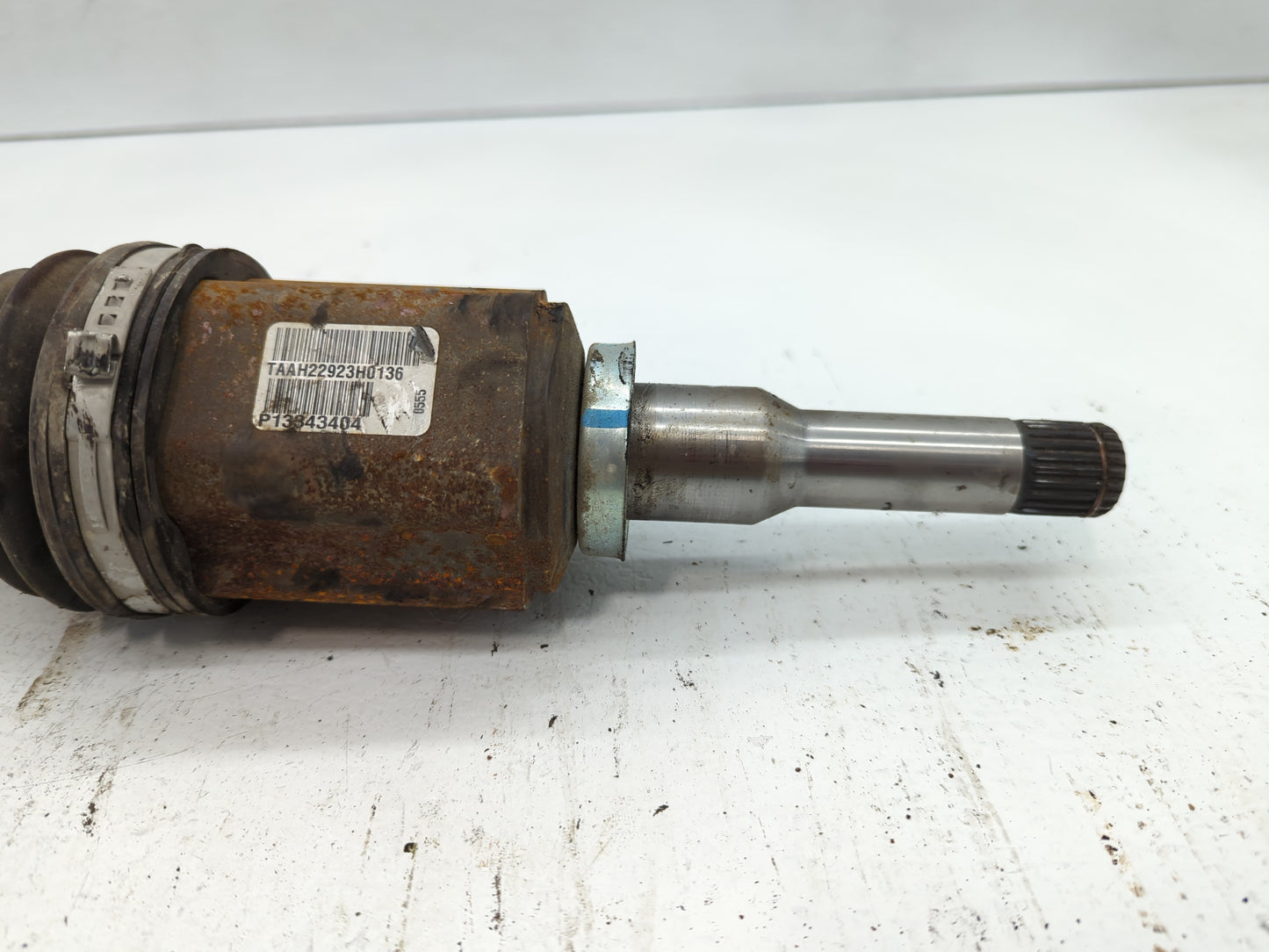 2013-2016 Chevrolet Cruze Axle Shaft Front Driver Cv C/v - Oemusedautoparts1.com