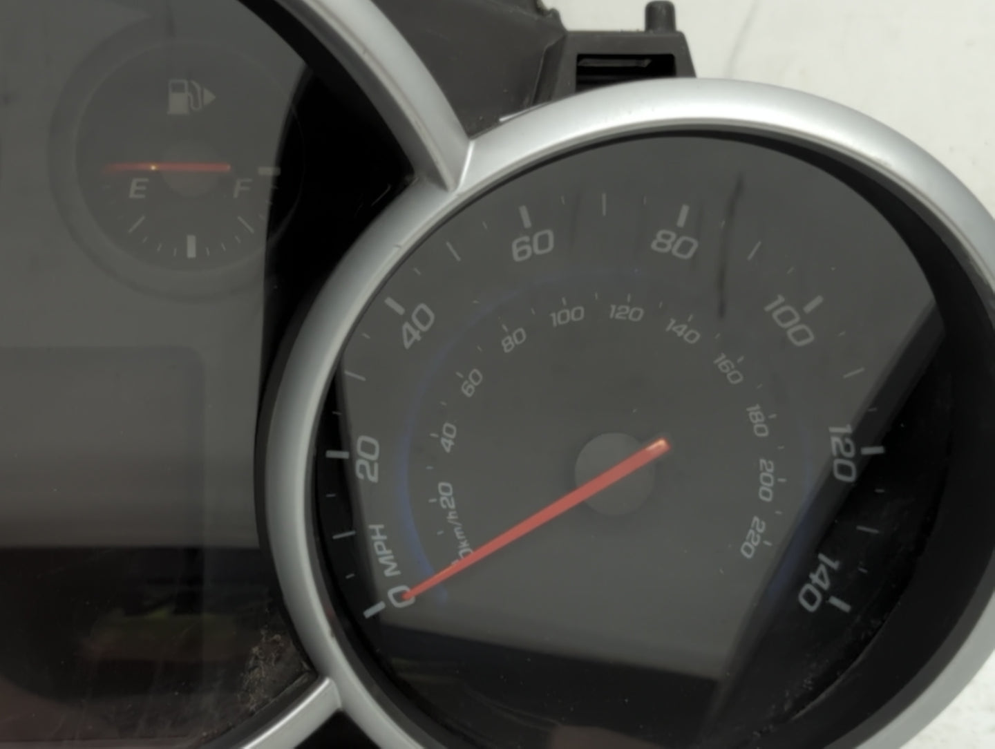 2013-2014 Chevrolet Cruze Instrument Cluster Speedometer Gauges P/N:95129378 Fits Fits 2013 2014 OEM Used Auto Parts - Oemus