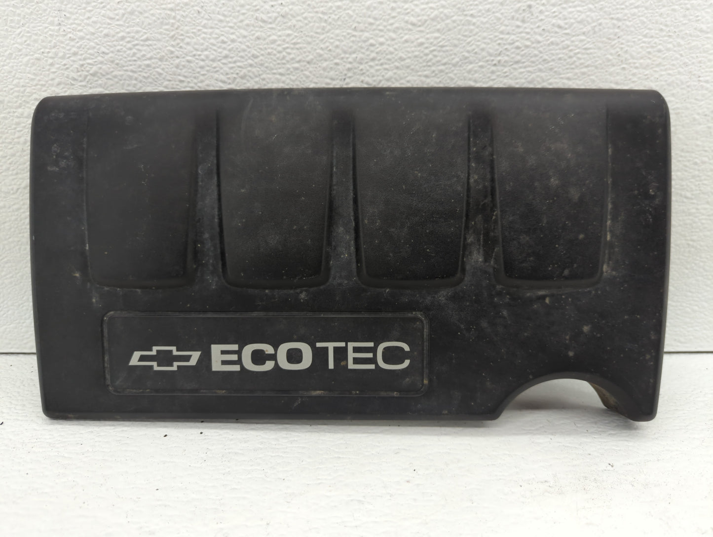 2014 Chevrolet Cruze Engine Cover - Oemusedautoparts1.com
