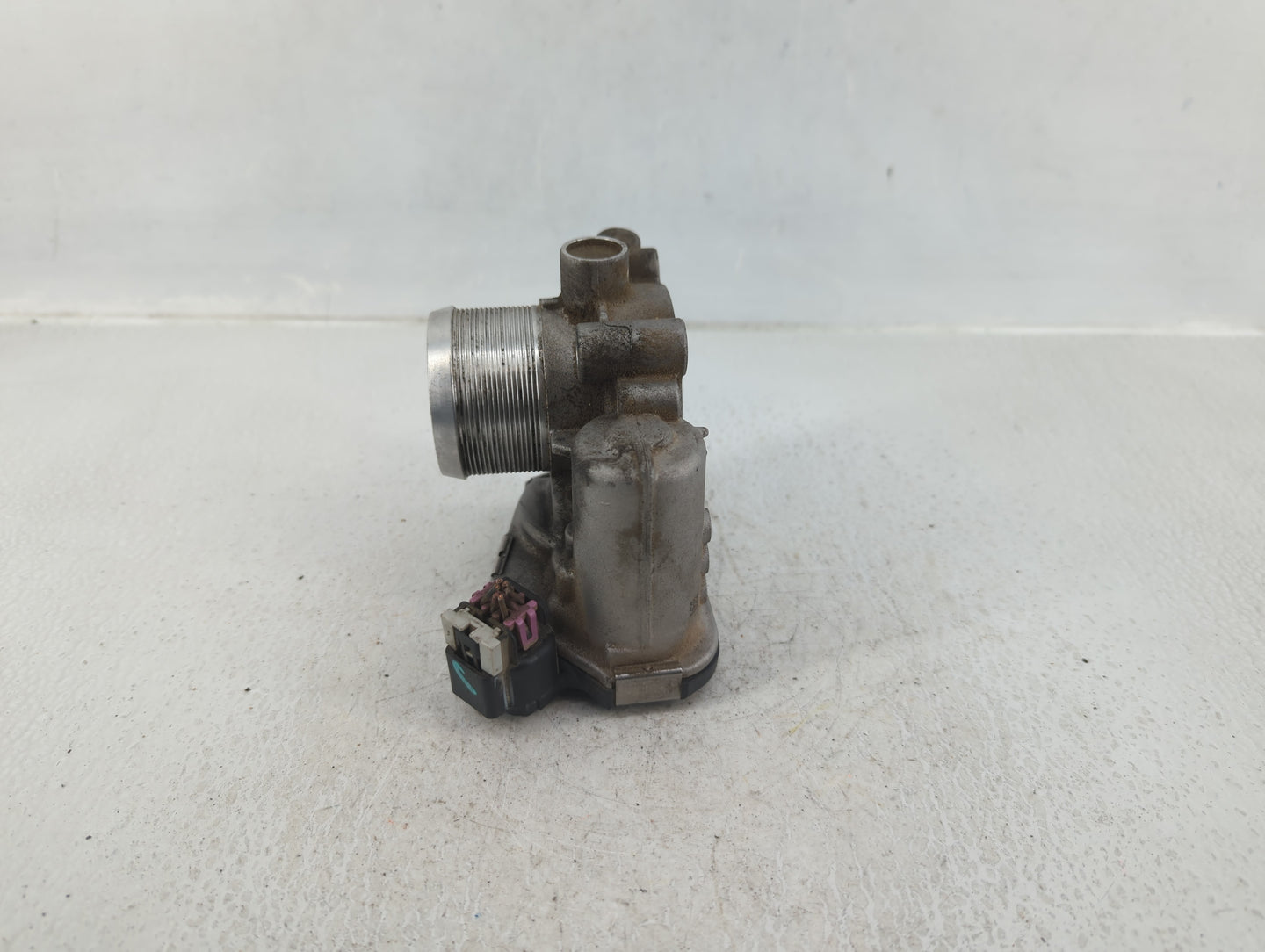 2011-2016 Chevrolet Cruze Throttle Body P/N:55581662 Fits Fits 2011 2012 2013 2014 2015 2016 2017 2018 2019 2020 2021 OEM Us