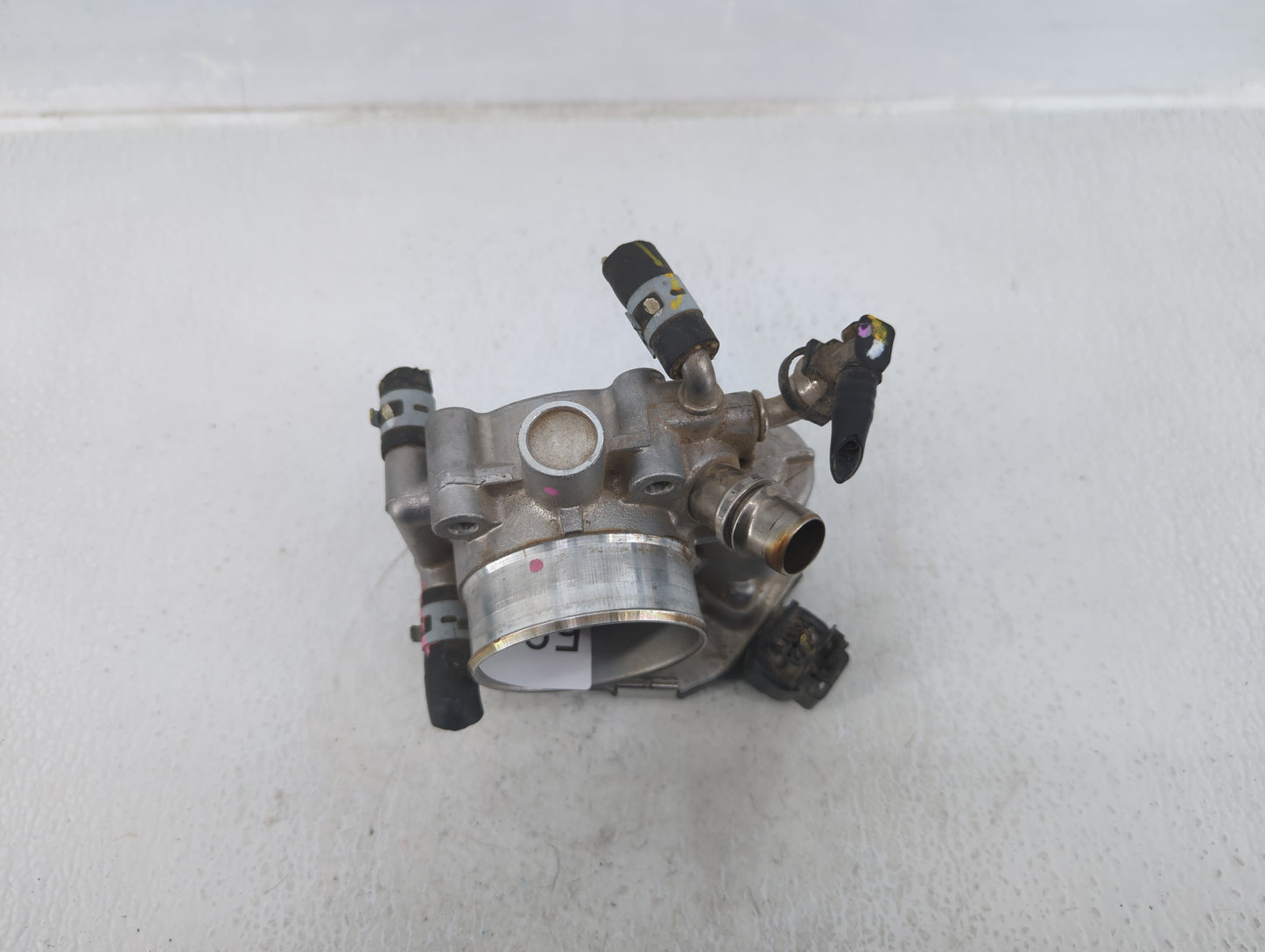 2011-2016 Chevrolet Cruze Throttle Body P/N:55561495 Fits Fits 2009 2010 2011 2012 2013 2014 2015 2016 2017 2018 OEM Used Au