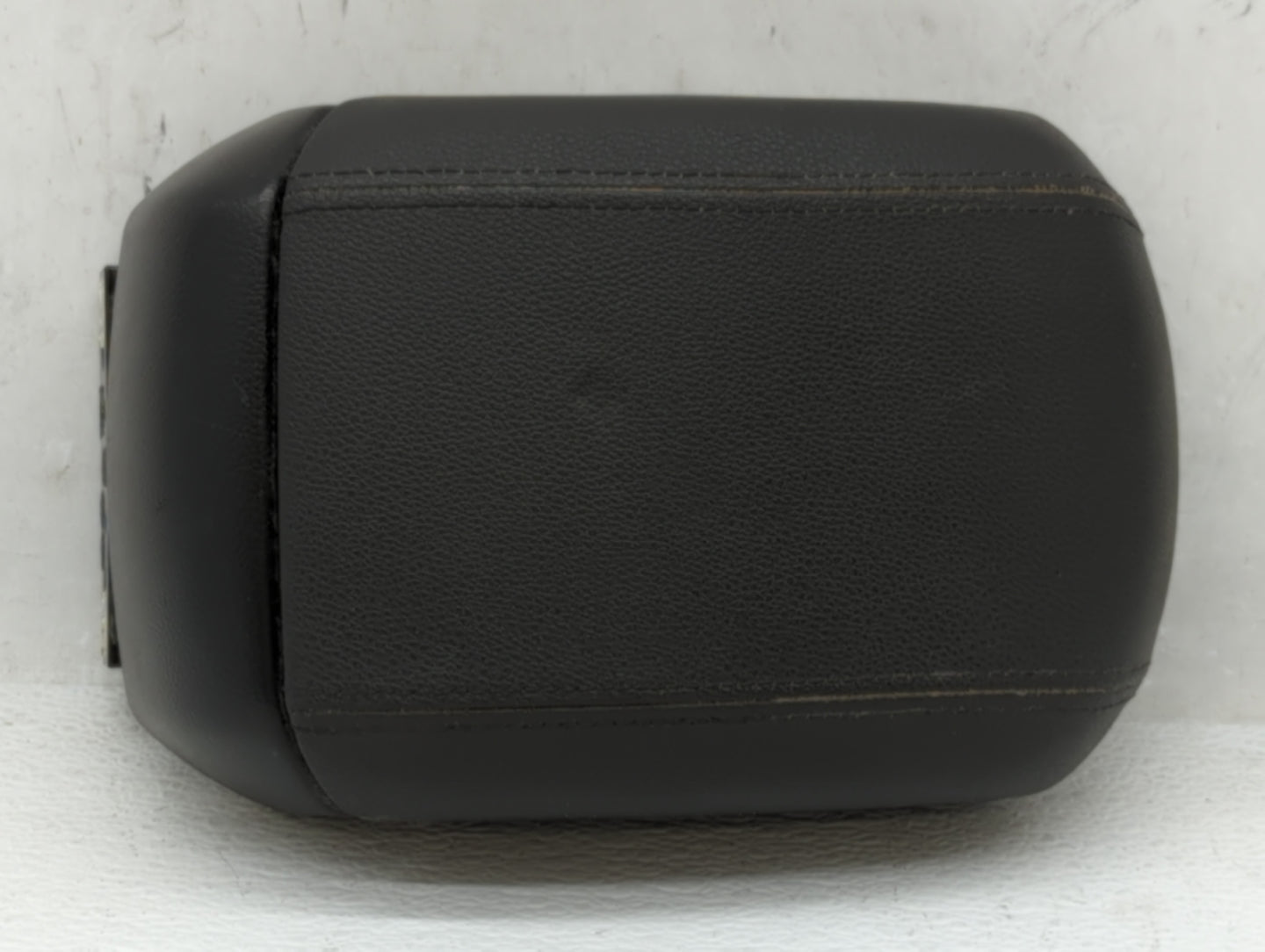 2014 Chevrolet Cruze Center Console Armrest Cover Lid Black - Oemusedautoparts1.com