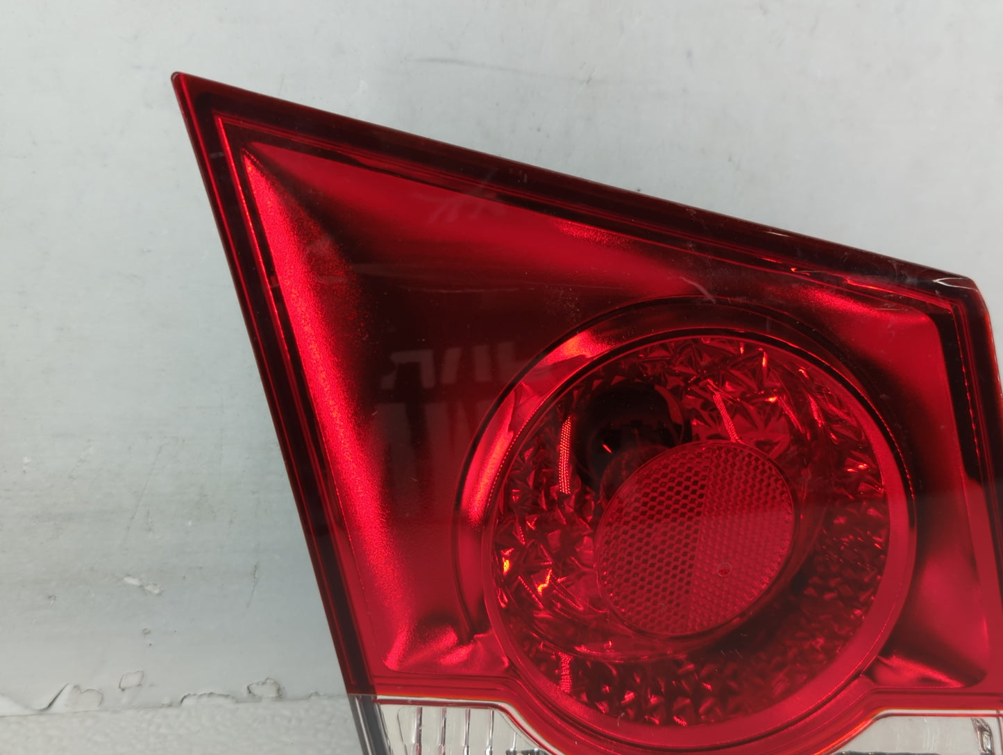 2011-2016 Chevrolet Cruze Tail Light Assembly Passenger Right OEM Fits Fits 2011 2012 2013 2014 2015 2016 OEM Used Auto Part