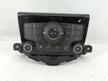 2013-2016 Chevrolet Cruze Radio AM FM Cd Player Receiver Replacement P/N:95166368 Fits Fits 2013 2014 2015 2016 OEM Used Aut