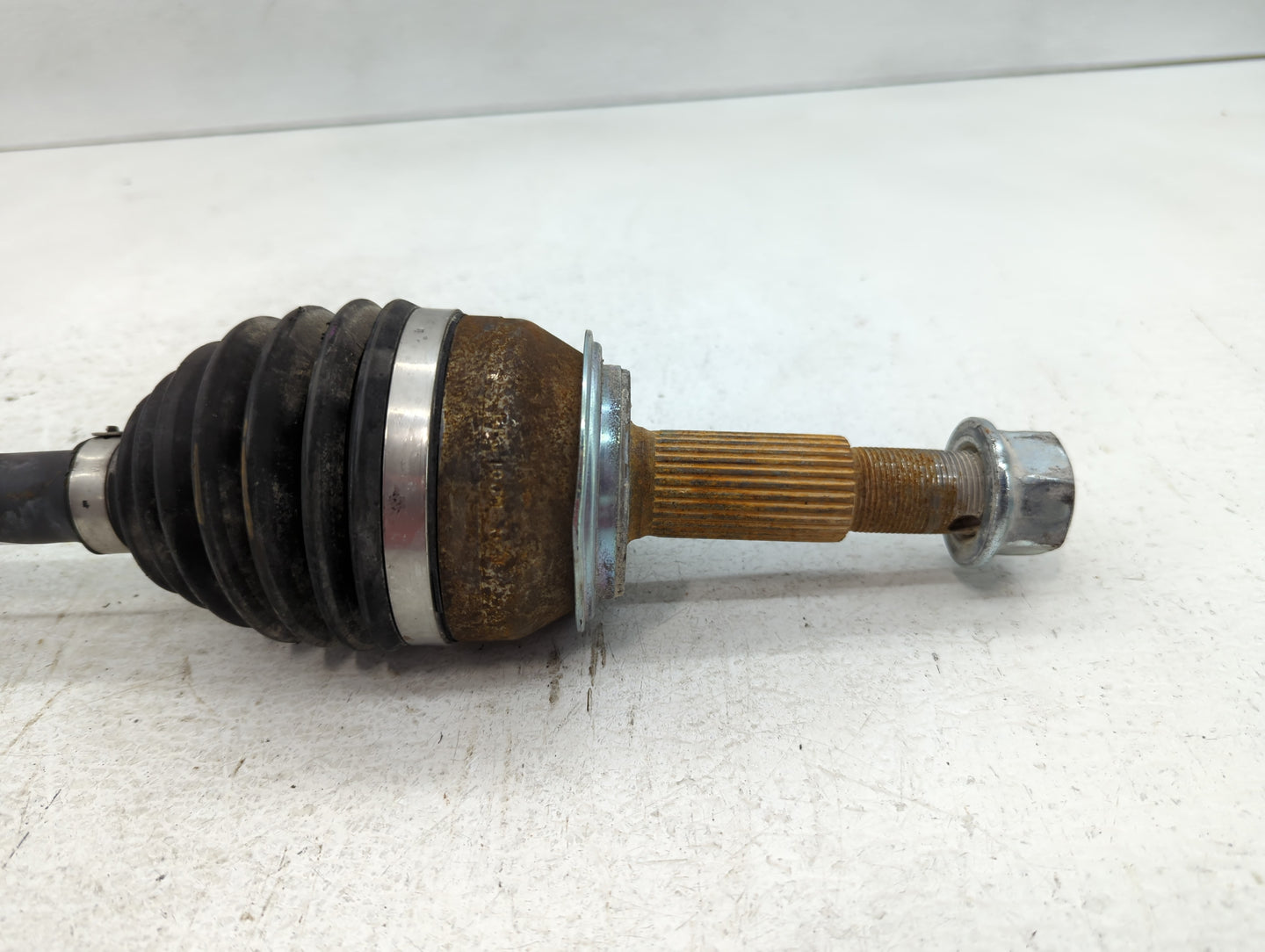 2013-2016 Chevrolet Cruze Axle Shaft Front Driver Cv C/v - Oemusedautoparts1.com