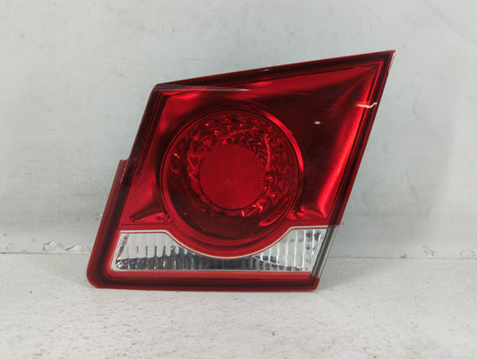 2011-2016 Chevrolet Cruze Tail Light Assembly Passenger Right OEM Fits Fits 2011 2012 2013 2014 2015 2016 OEM Used Auto Part
