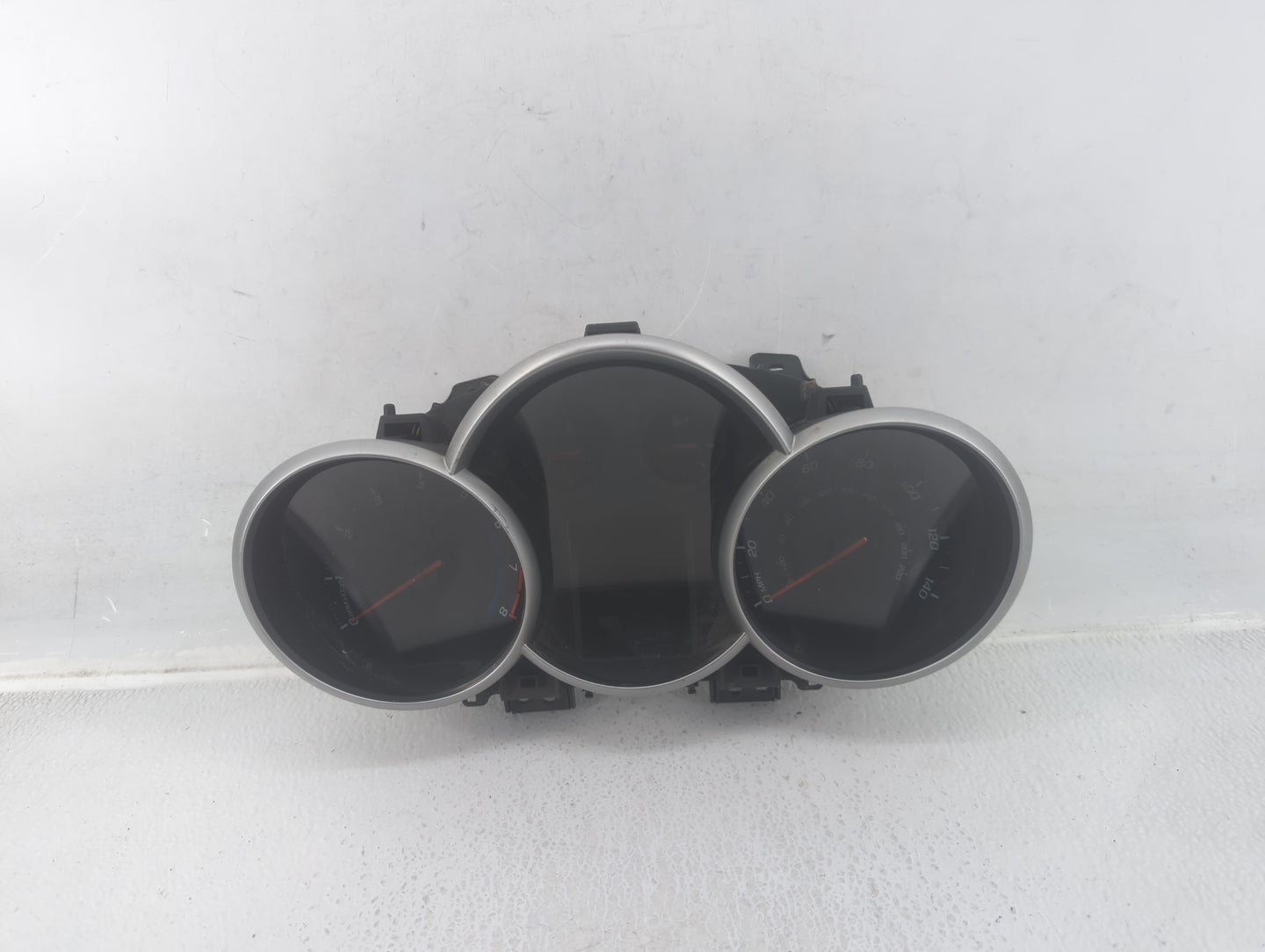 2013-2014 Chevrolet Cruze Instrument Cluster Speedometer Gauges P/N:95129378 811511914 Fits Fits 2013 2014 OEM Used Auto Par