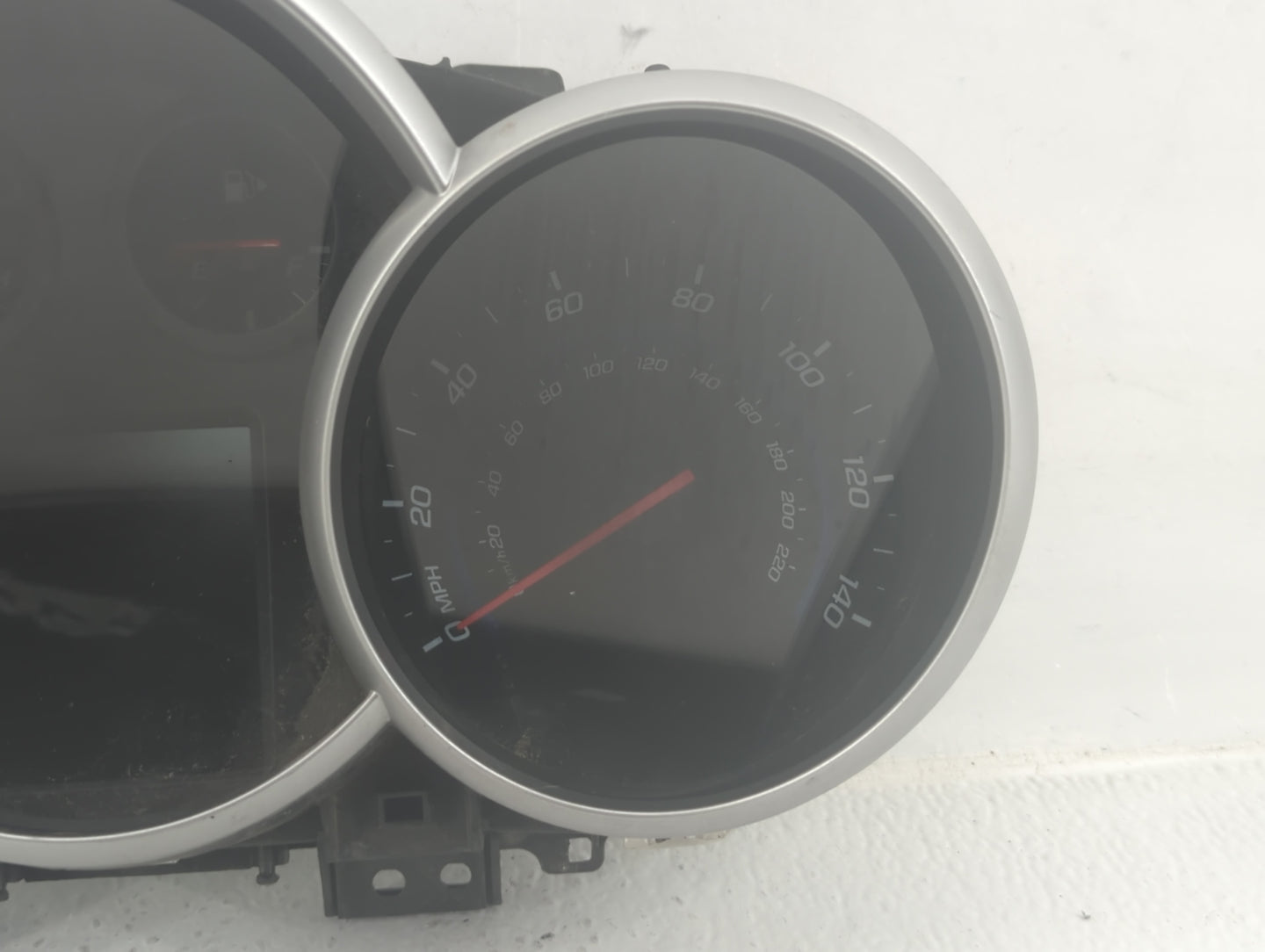 2013-2014 Chevrolet Cruze Instrument Cluster Speedometer Gauges P/N:95129378 811511914 Fits Fits 2013 2014 OEM Used Auto Par