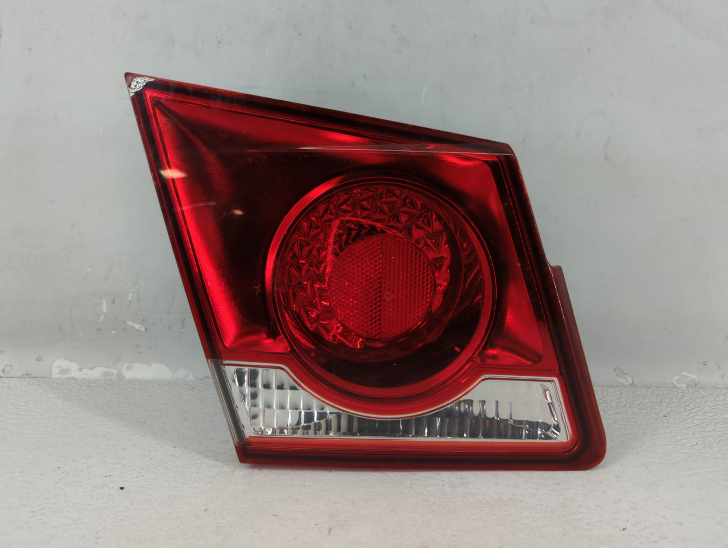 2011-2016 Chevrolet Cruze Tail Light Assembly Driver Left OEM Fits Fits 2011 2012 2013 2014 2015 2016 OEM Used Auto Parts - 
