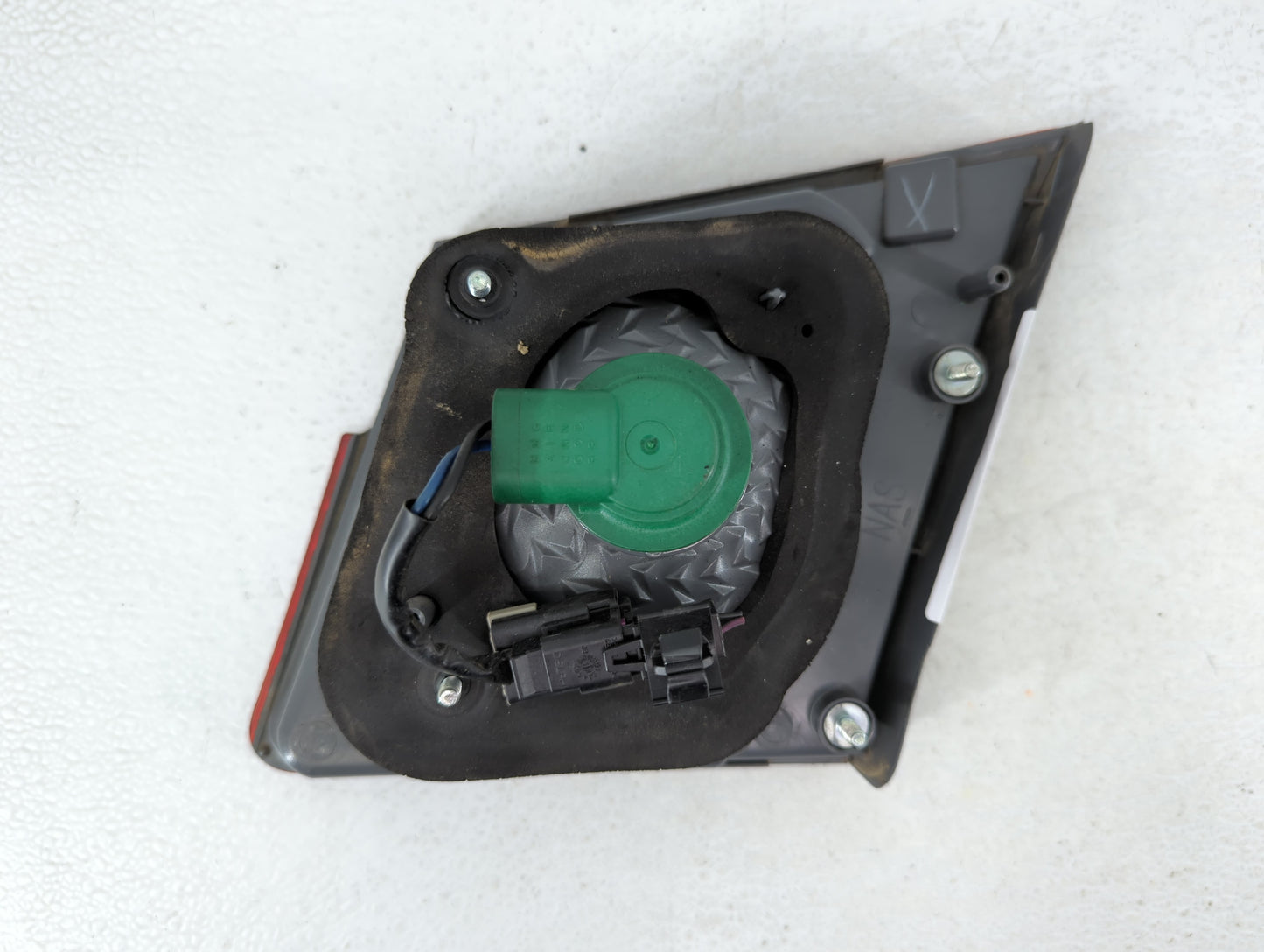 2011-2016 Chevrolet Cruze Tail Light Assembly Driver Left OEM Fits Fits 2011 2012 2013 2014 2015 2016 OEM Used Auto Parts - 