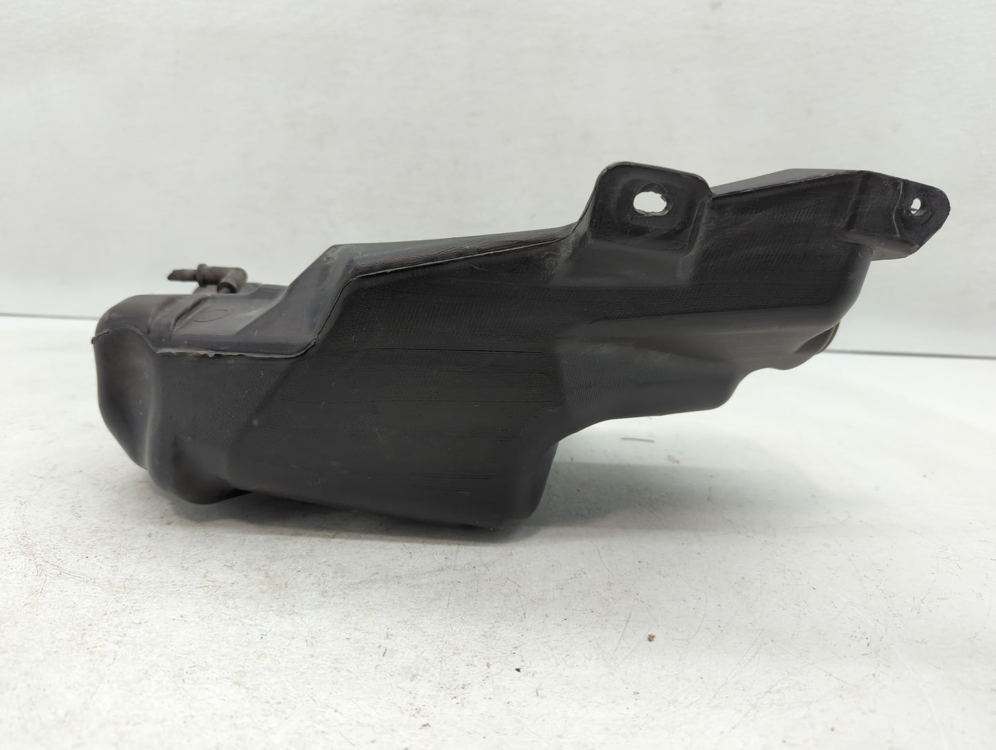 2011-2016 Chevrolet Cruze Windshield Washer Fluid Reservoir Bottle Oem - Oemusedautoparts1.com